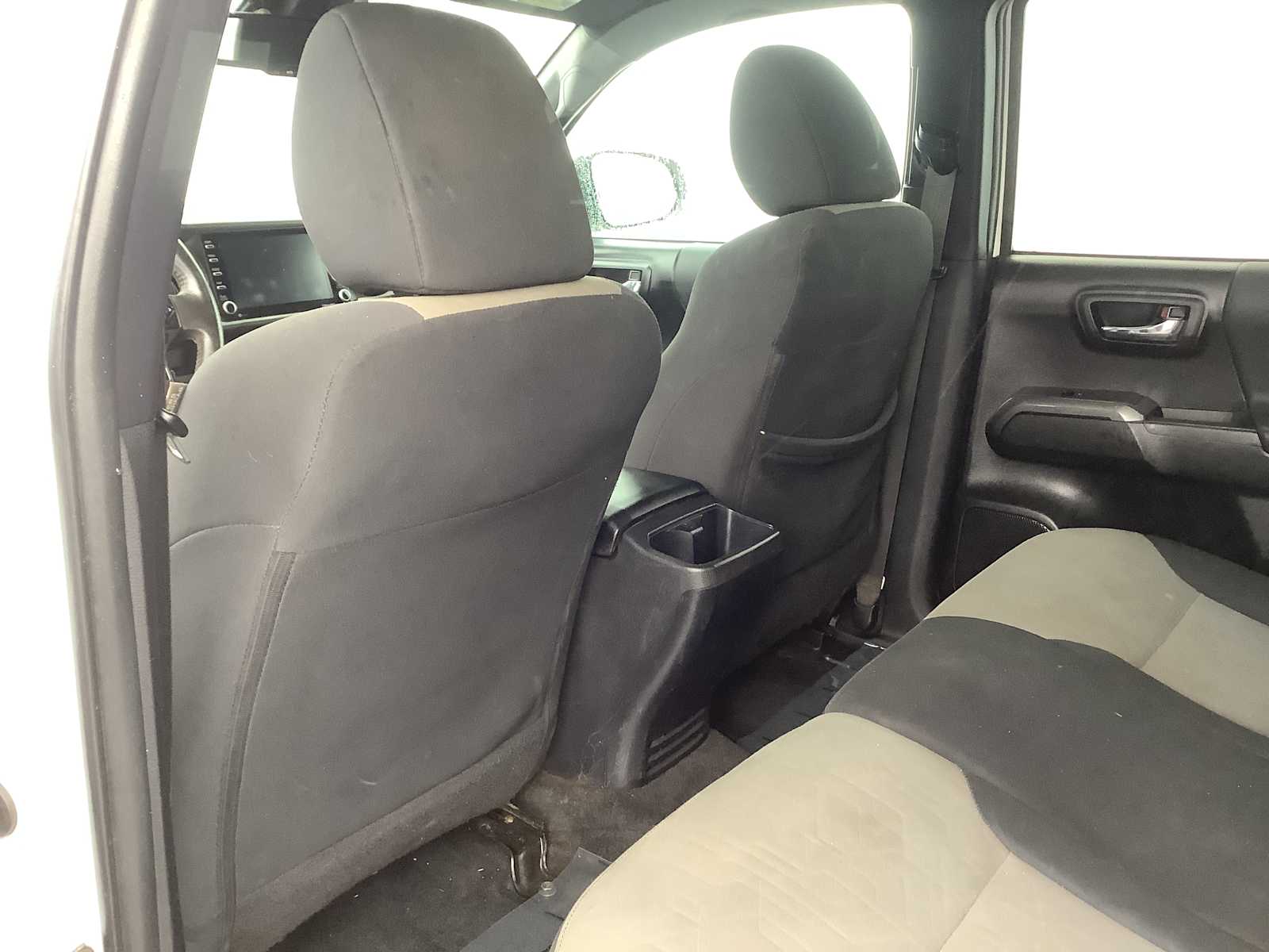 Thumbnail: 2020 Toyota Tacoma - 12