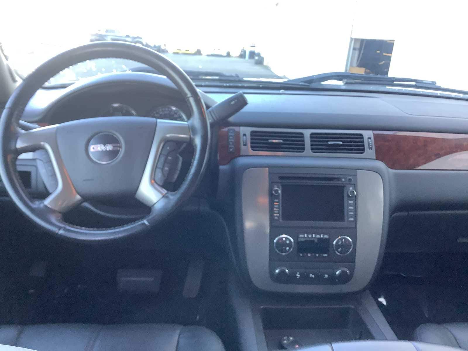 Thumbnail: 2010 GMC Sierra 2500 - 11