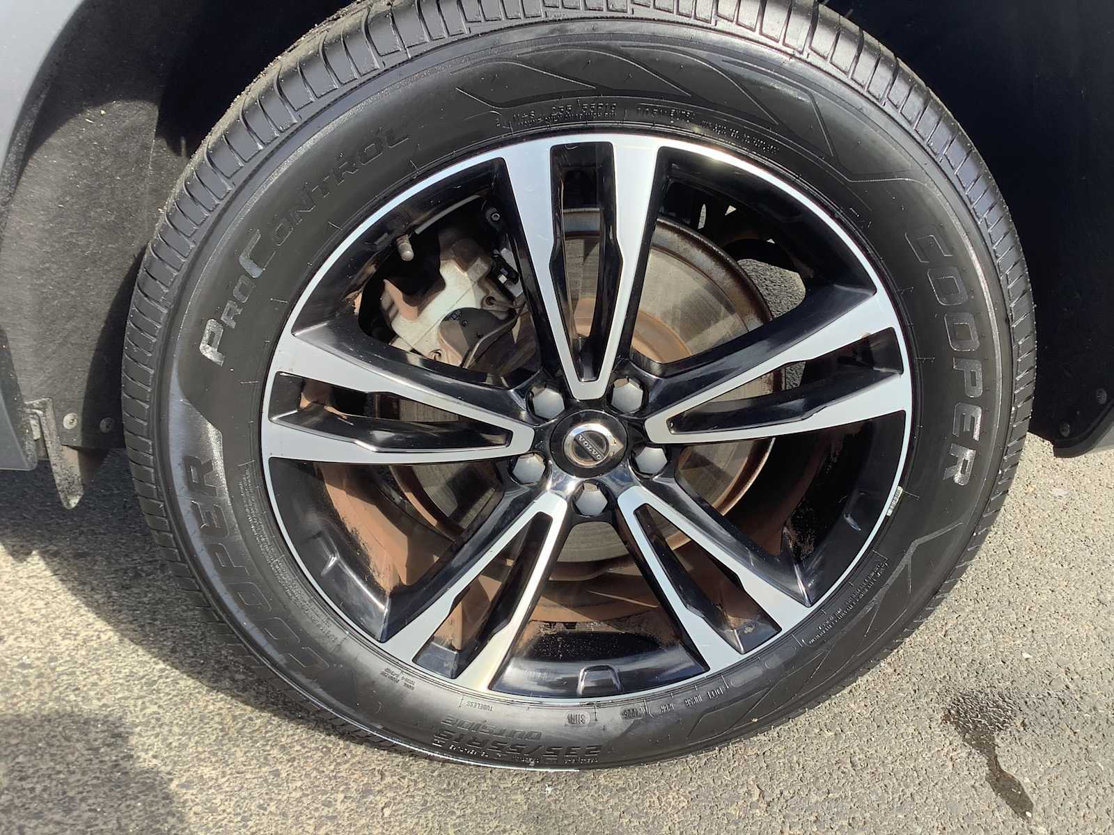 Thumbnail: 2020 Volvo XC60 - 8