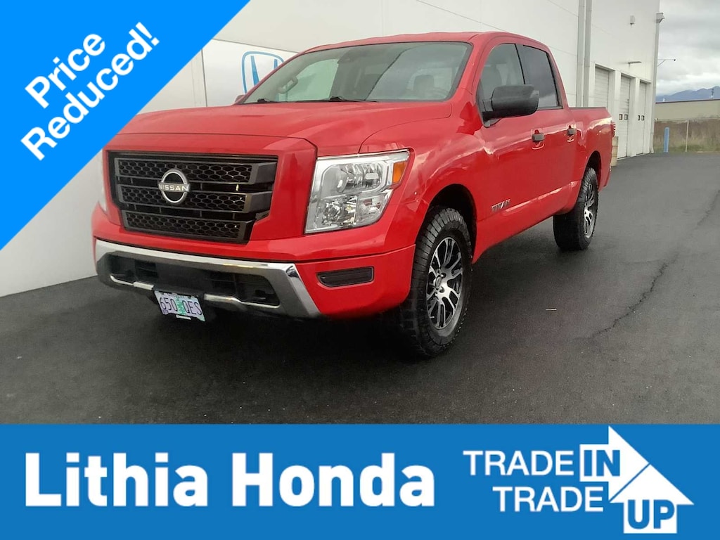 Used 2023 Nissan Titan SV Truck Crew Cab