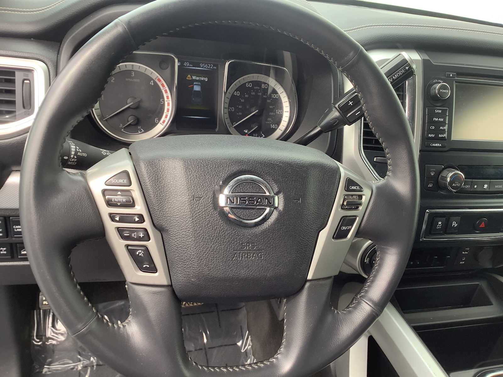 2018 Nissan Titan XD Pro-4X - Photo 15