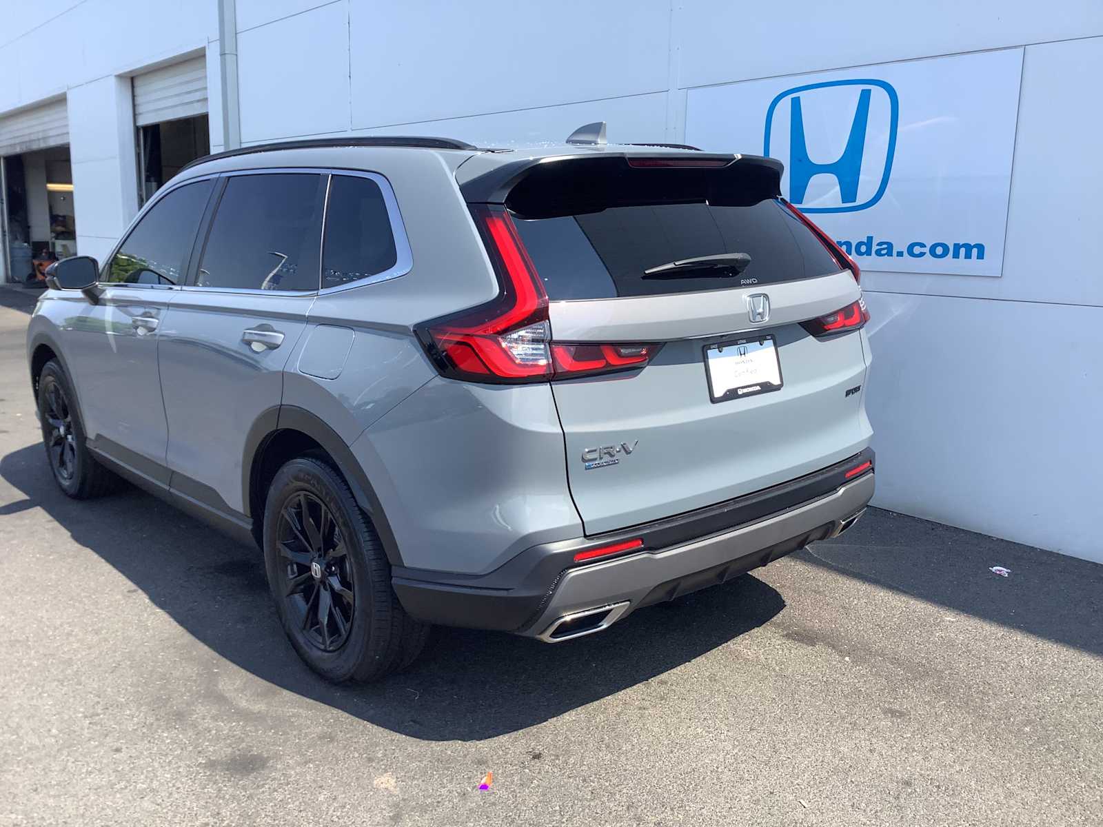 2023 Honda CR-V Hybrid Sport photo 4