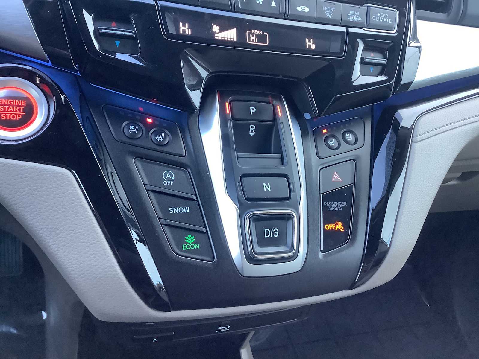 2018 Honda Odyssey Elite - Photo 18