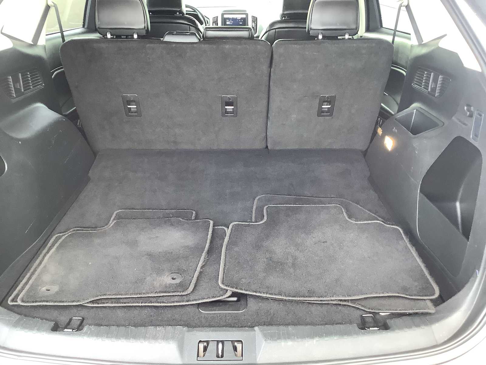 Thumbnail: 2023 Ford Edge - 14