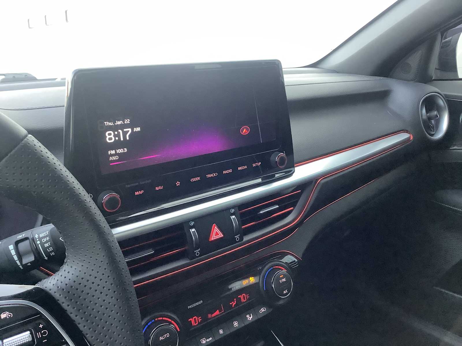 Thumbnail: 2024 Kia Forte - 17