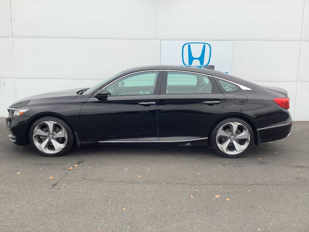 Certified 2018 Honda Accord Touring Sedan