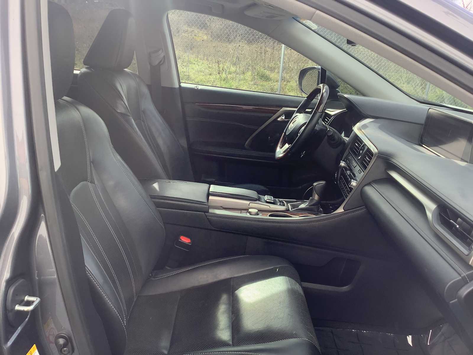 Thumbnail: 2016 Lexus RX - 15