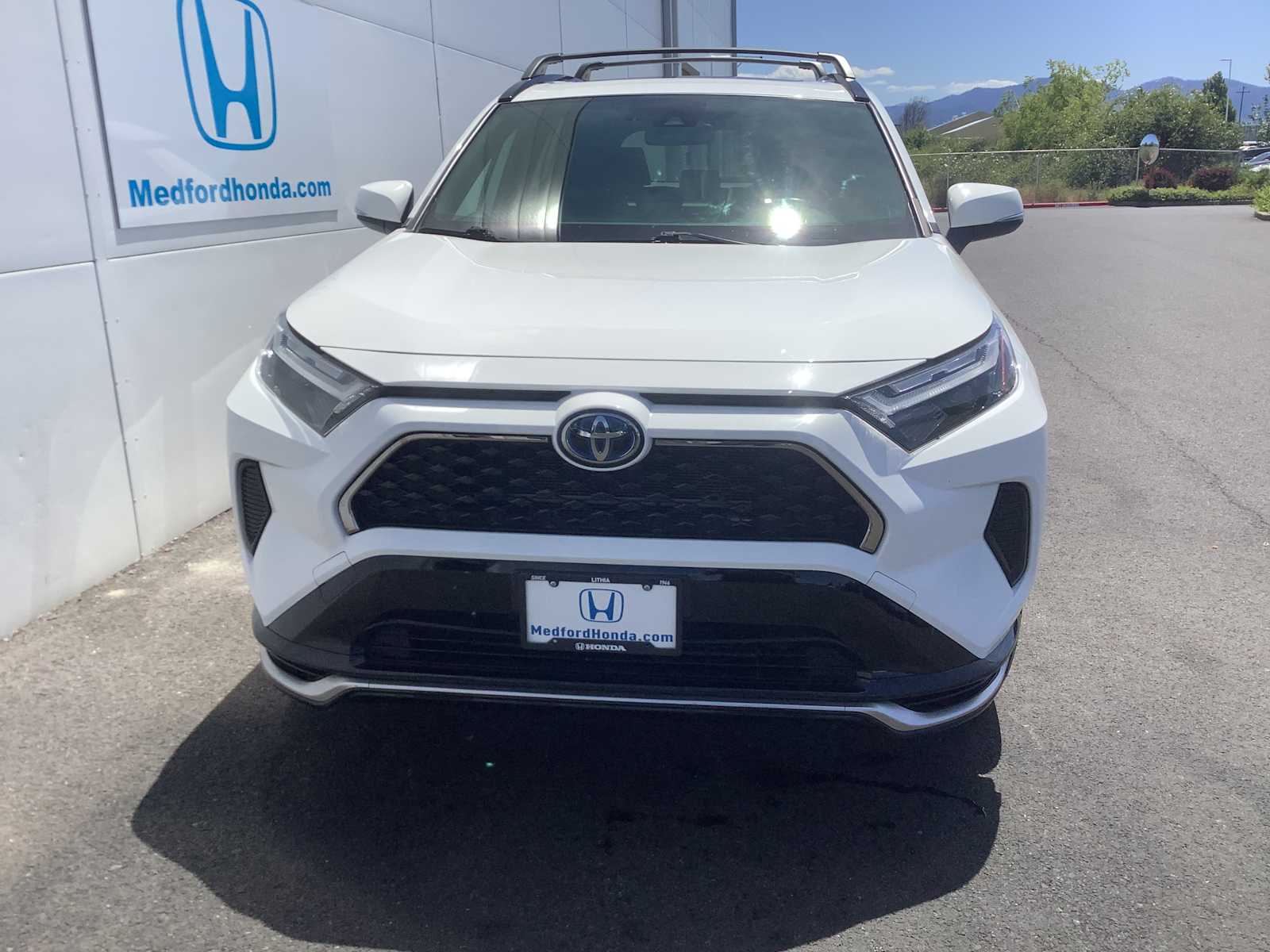 Thumbnail: 2022 Toyota RAV4 - 6