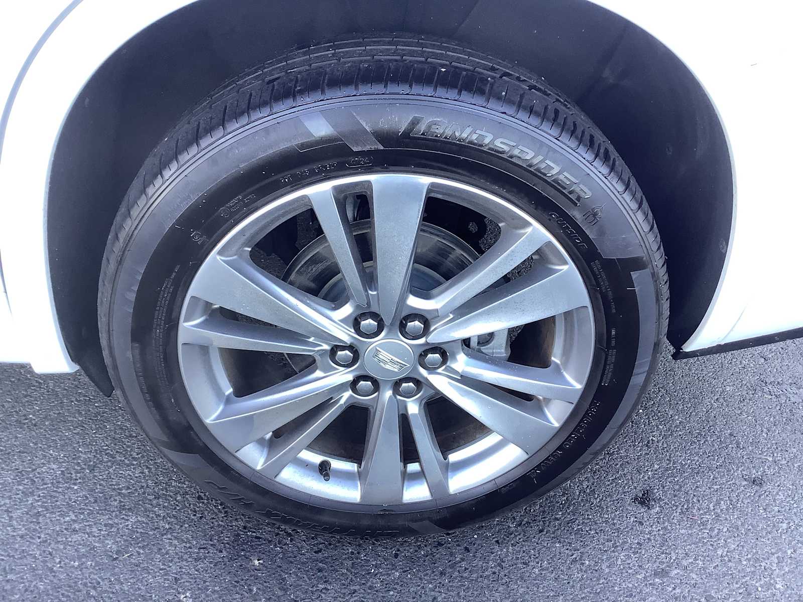 Thumbnail: 2023 Cadillac XT6 - 7