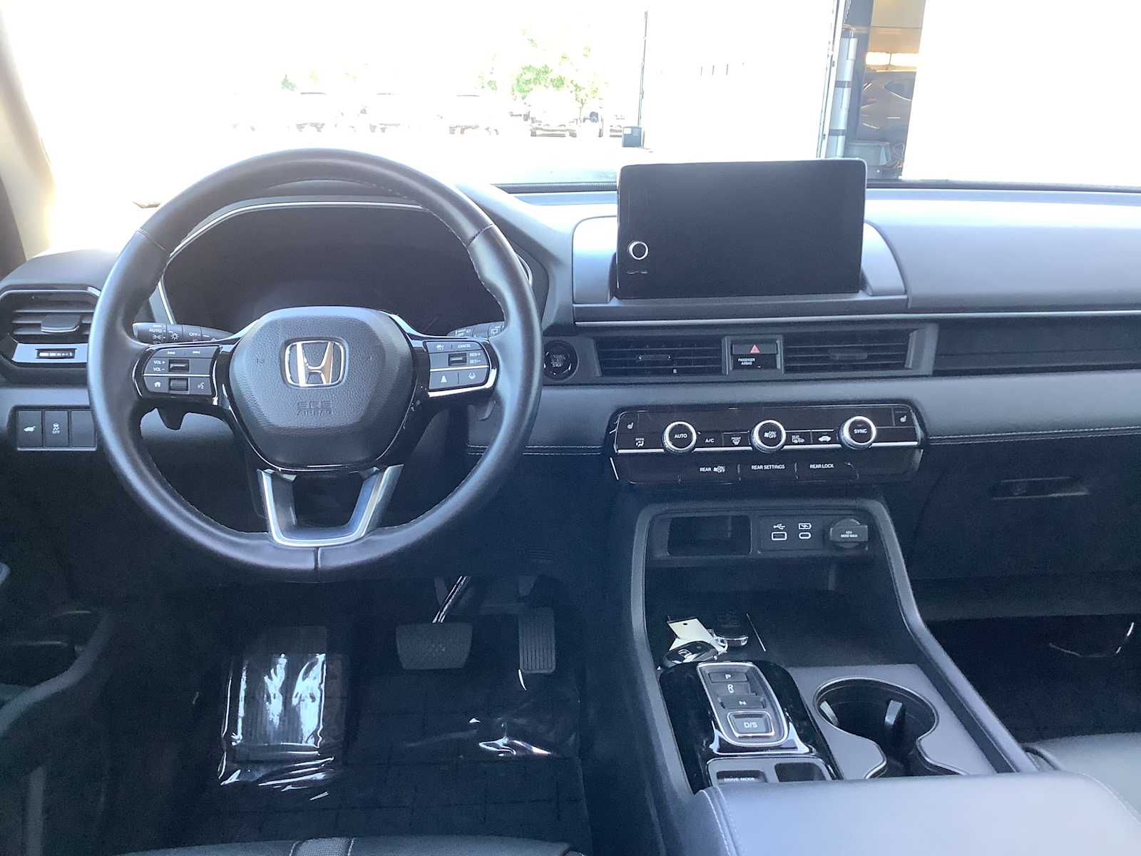 Thumbnail: 2023 Honda Pilot - 10
