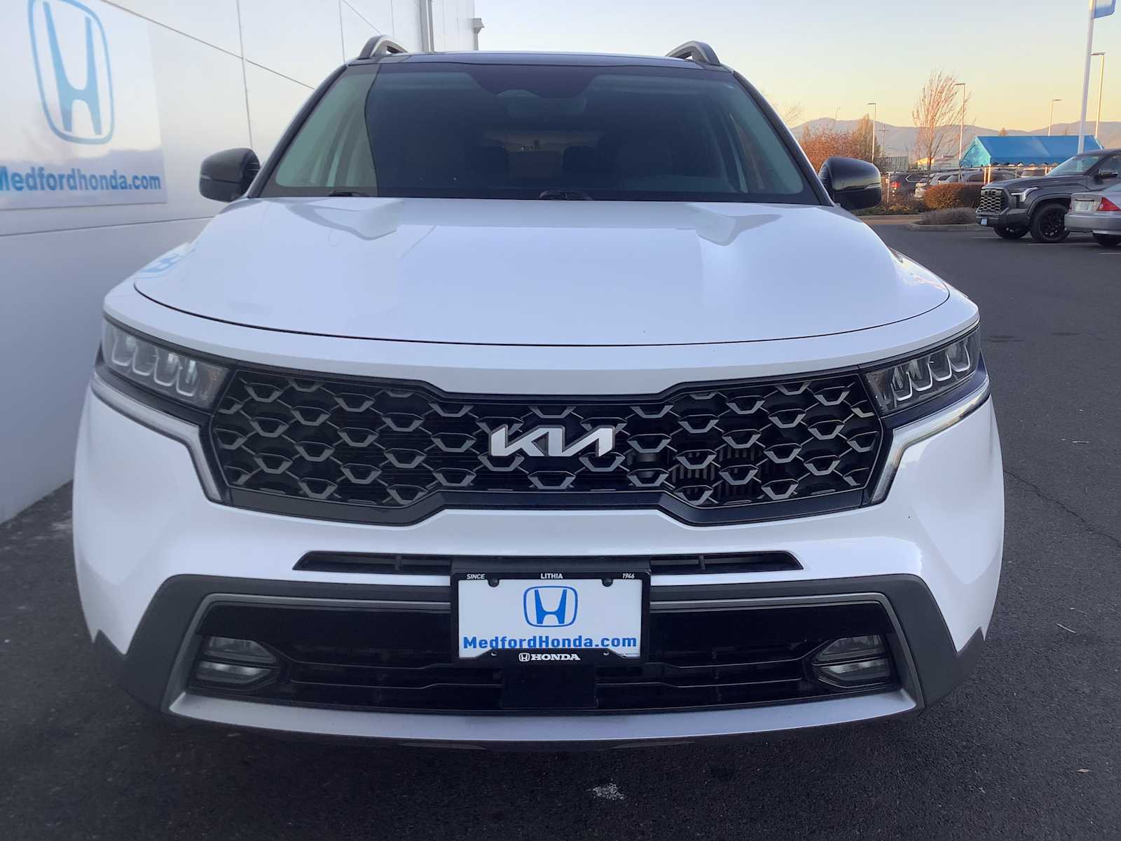 Thumbnail: 2022 Kia Sorento - 9