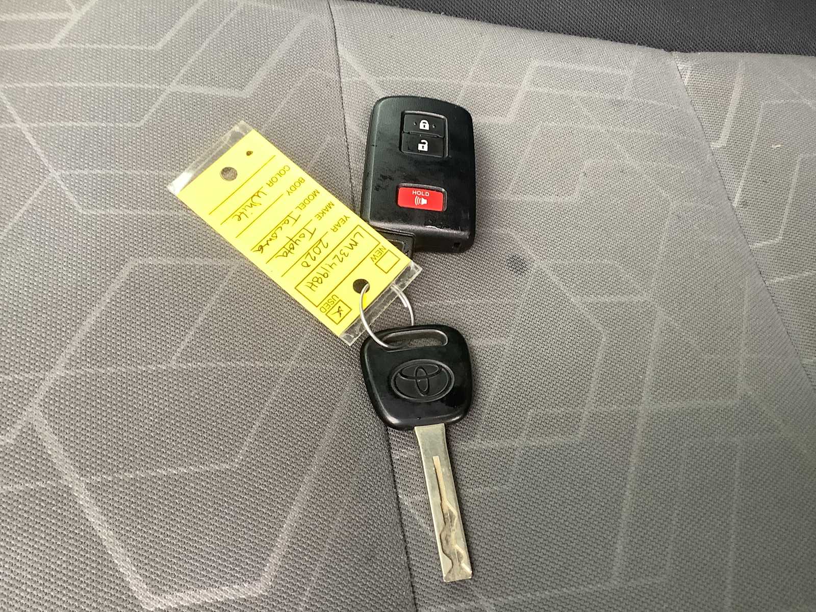 Thumbnail: 2020 Toyota Tacoma - 20