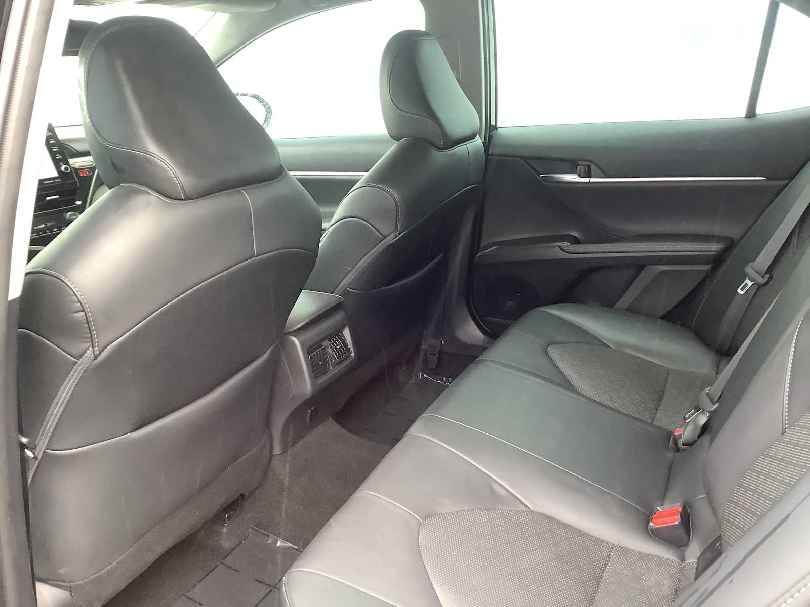 Thumbnail: 2023 Toyota Camry - 12