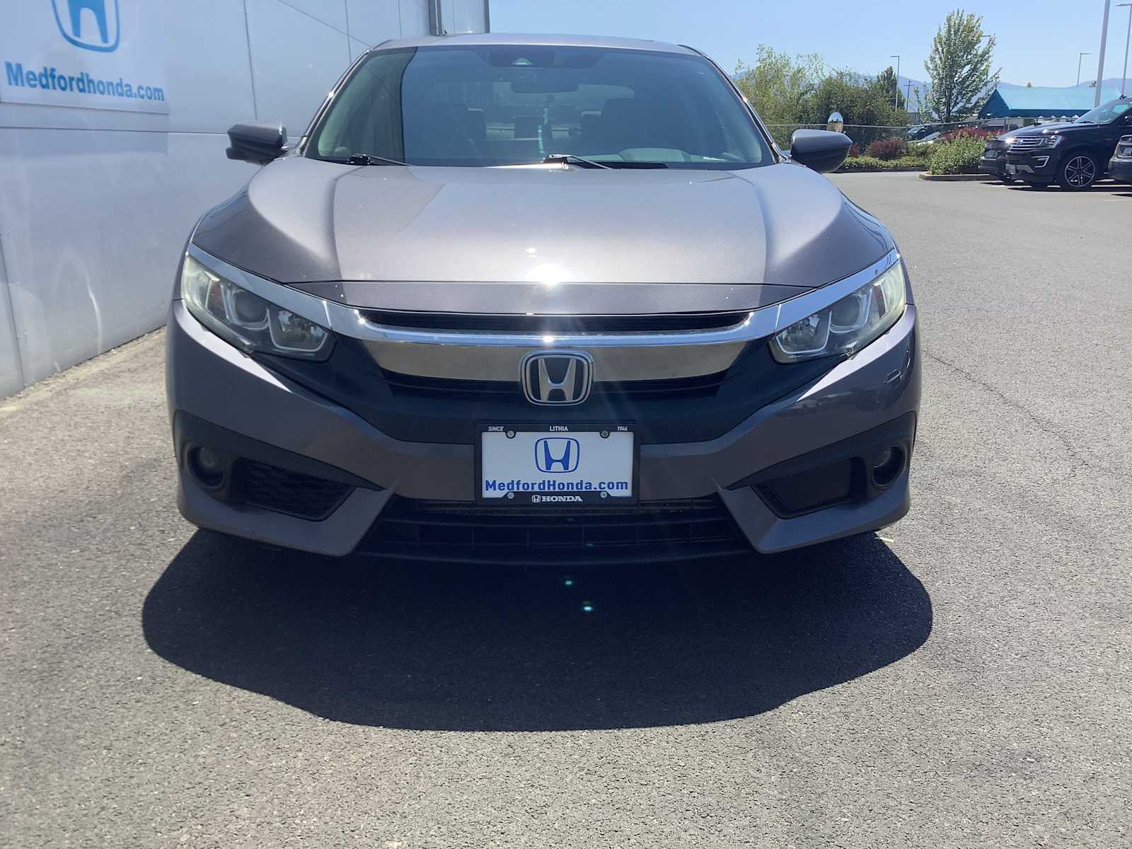 2017 Honda Civic EX-T - Photo 9