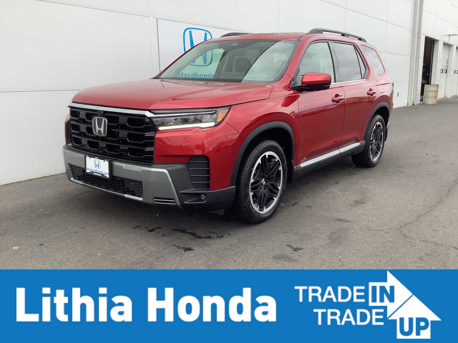 2026 Honda Pilot Touring AWD's photo