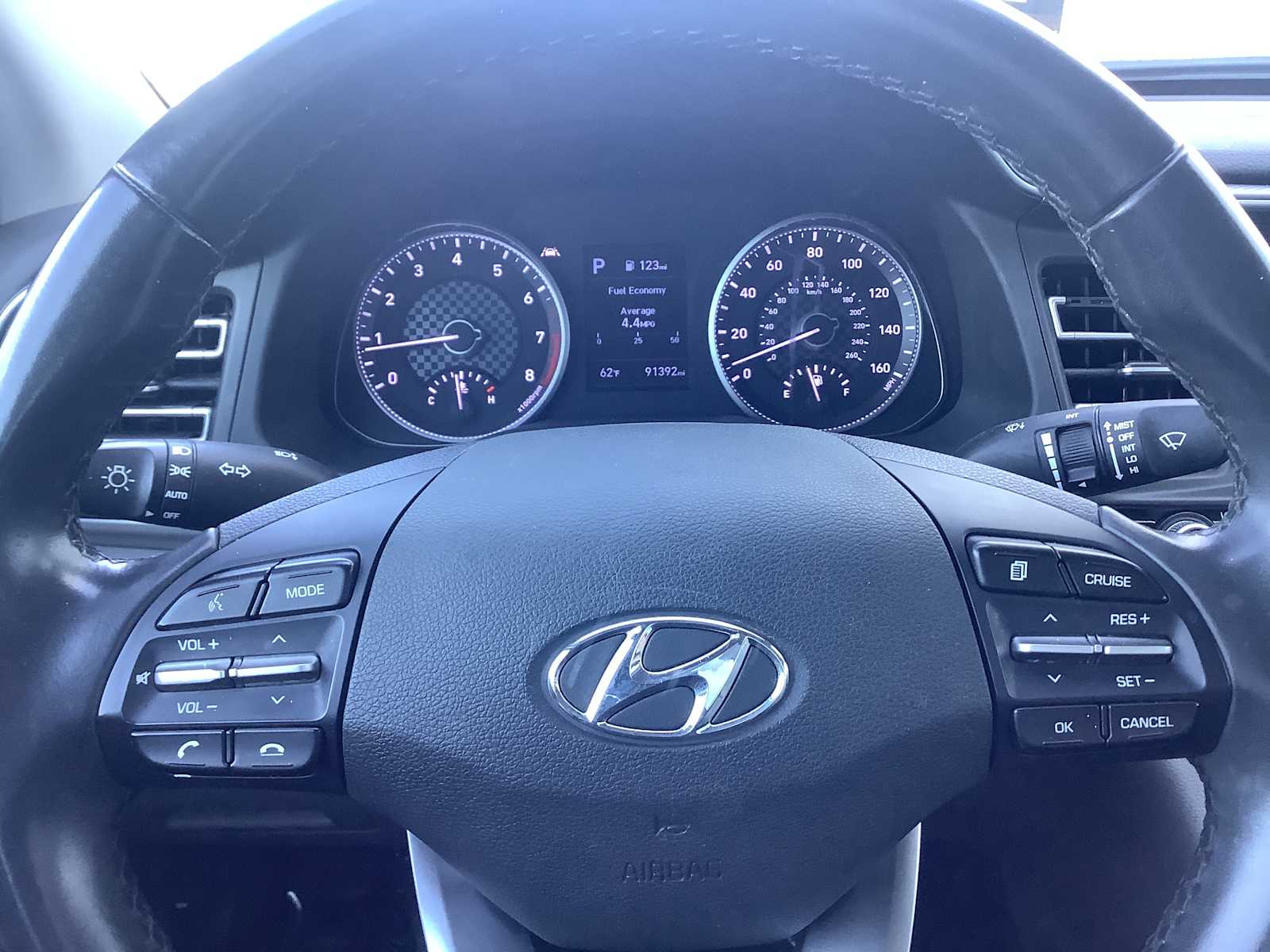 Thumbnail: 2020 Hyundai Elantra - 15