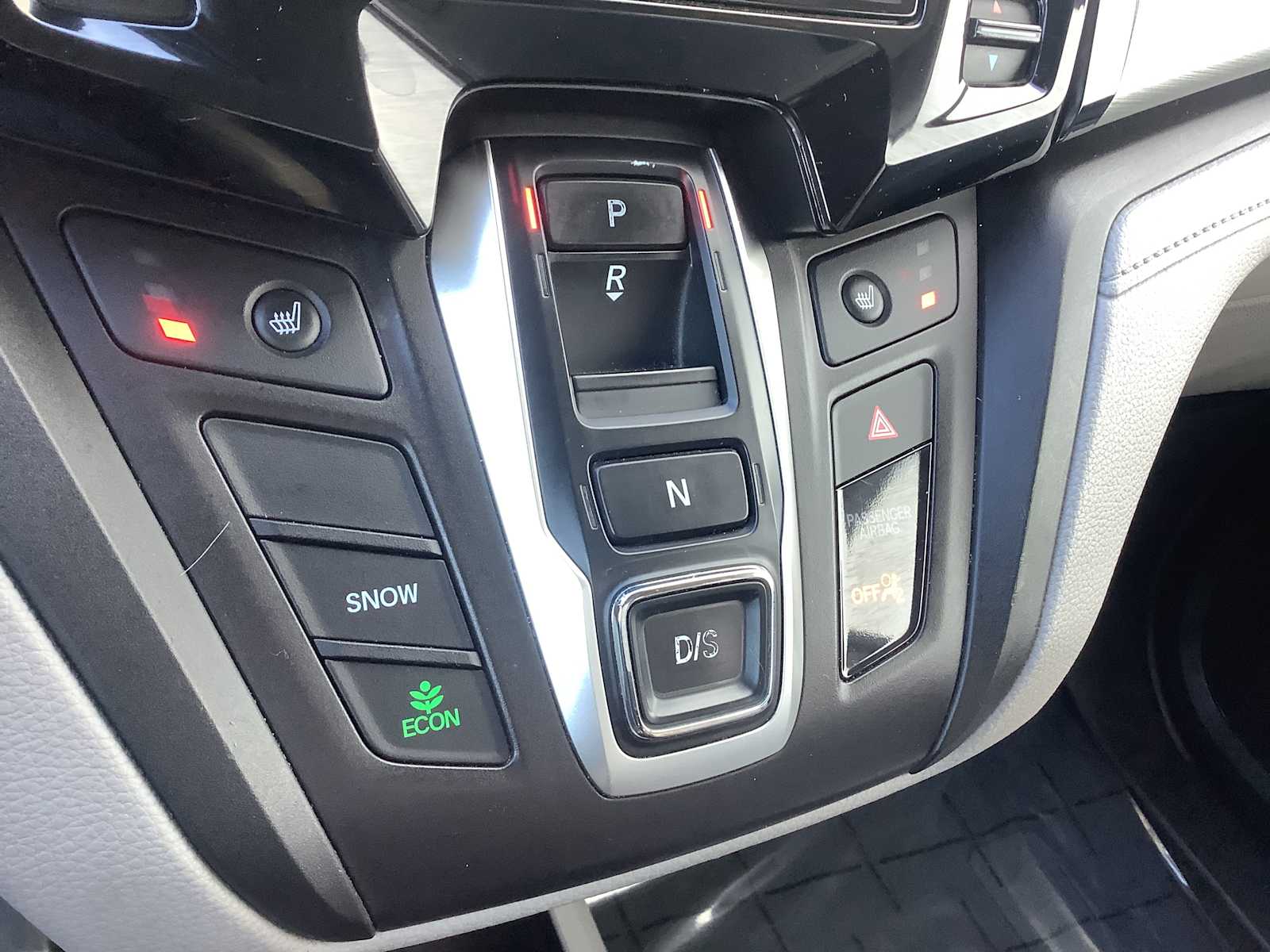 Thumbnail: 2018 Honda Odyssey - 17