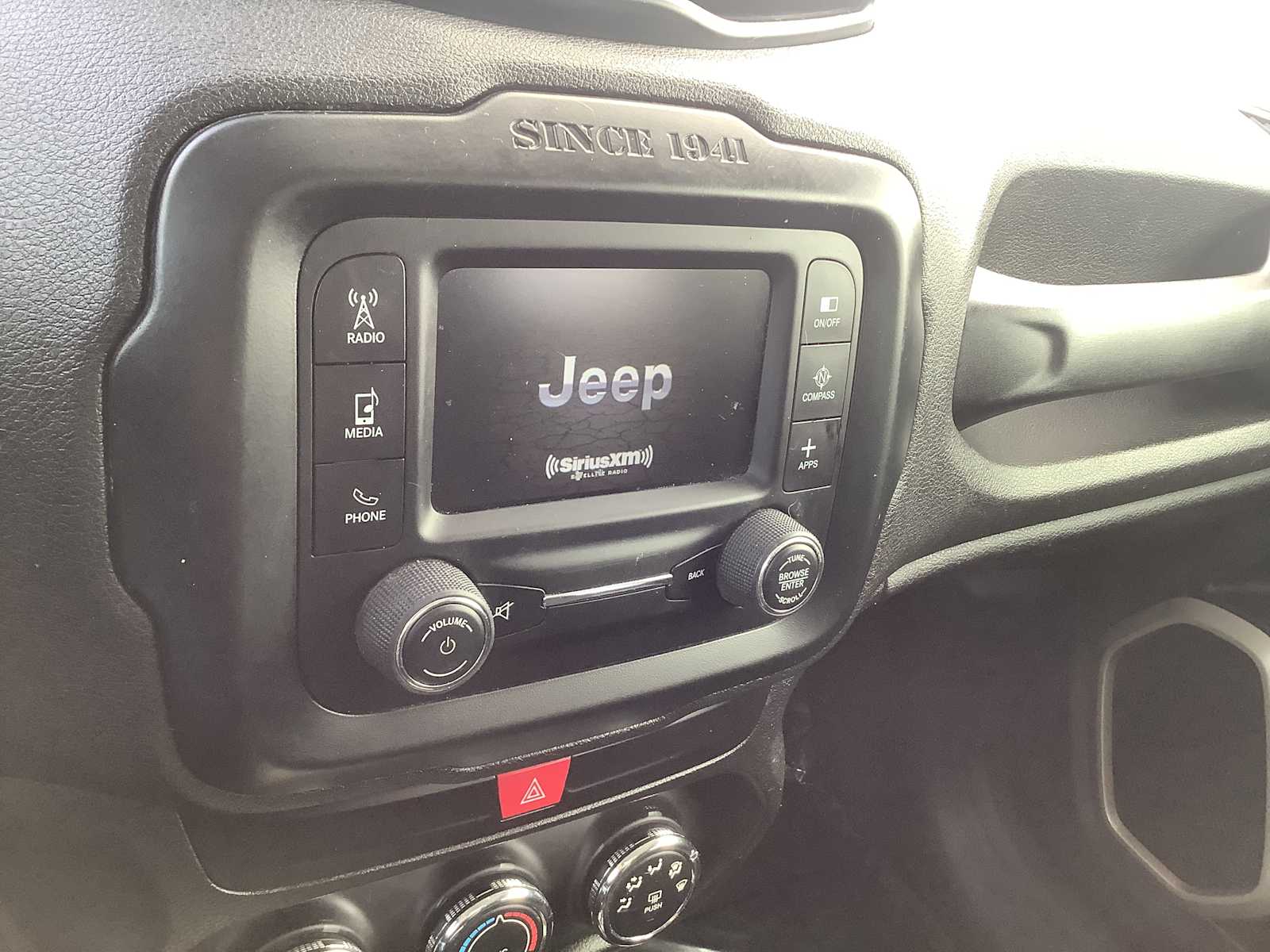 Thumbnail: 2017 Jeep Renegade - 16