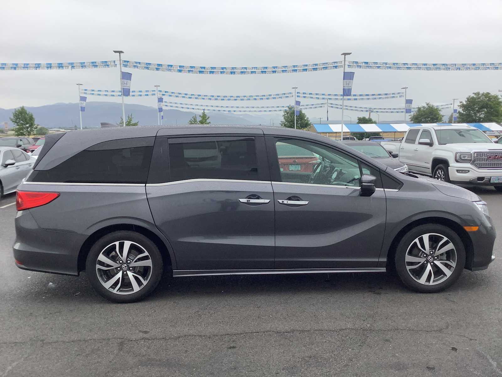 Thumbnail: 2023 Honda Odyssey - 8