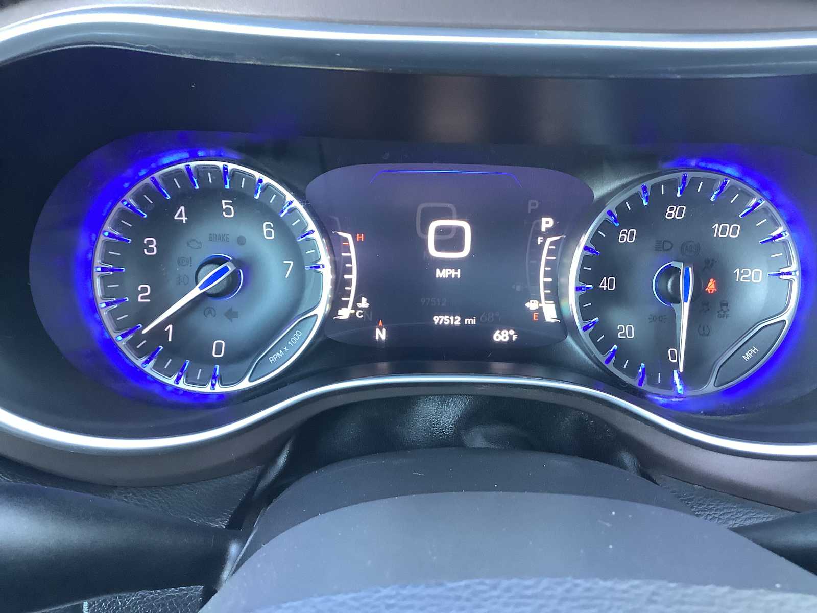 Thumbnail: 2018 Chrysler Pacifica - 18