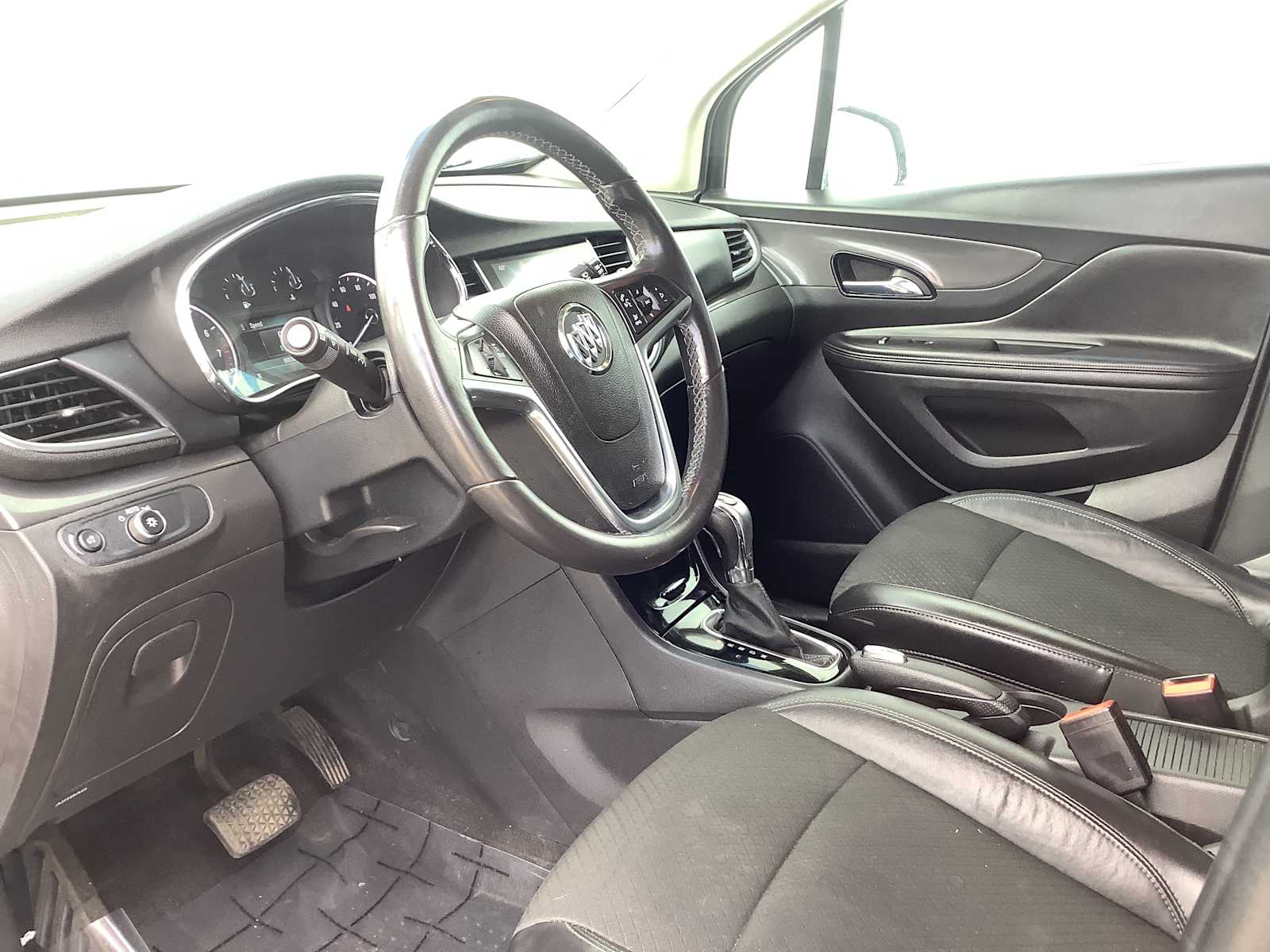Thumbnail: 2017 Buick Encore - 2