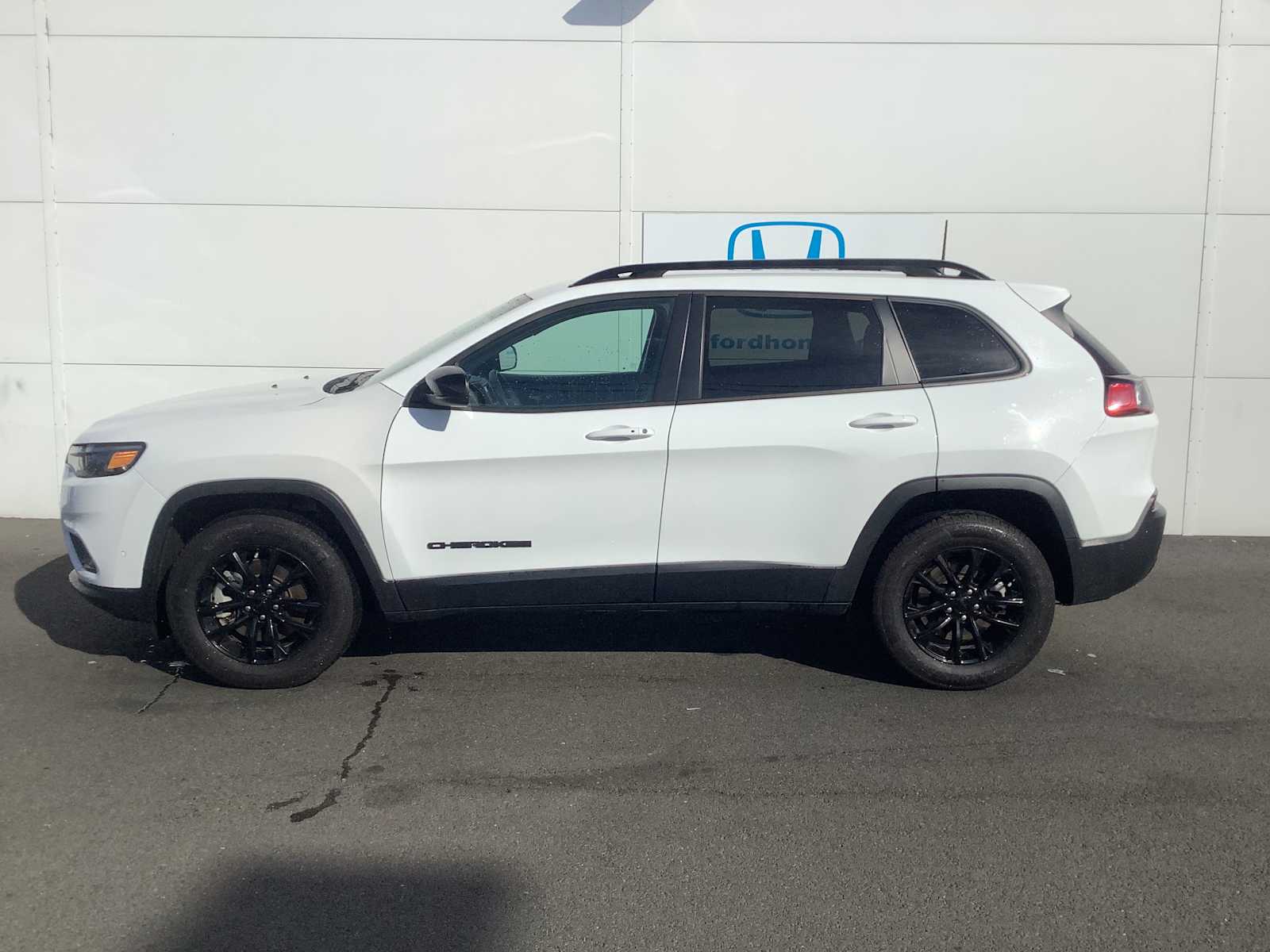 Thumbnail: 2023 Jeep Cherokee - 2