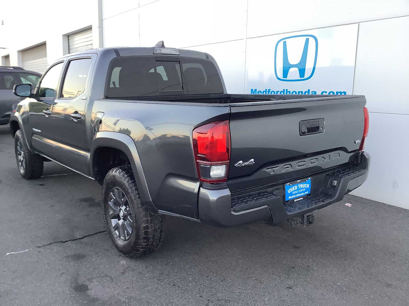 Thumbnail: 2022 Toyota Tacoma - 4