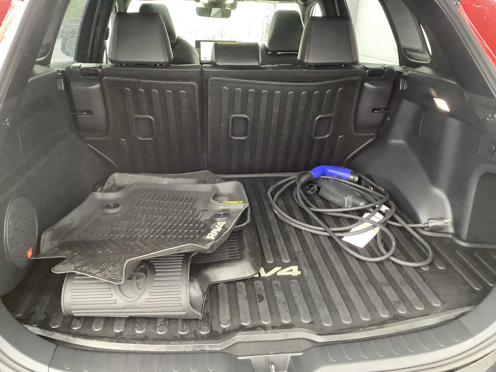 Thumbnail: 2023 Toyota RAV4 - 20