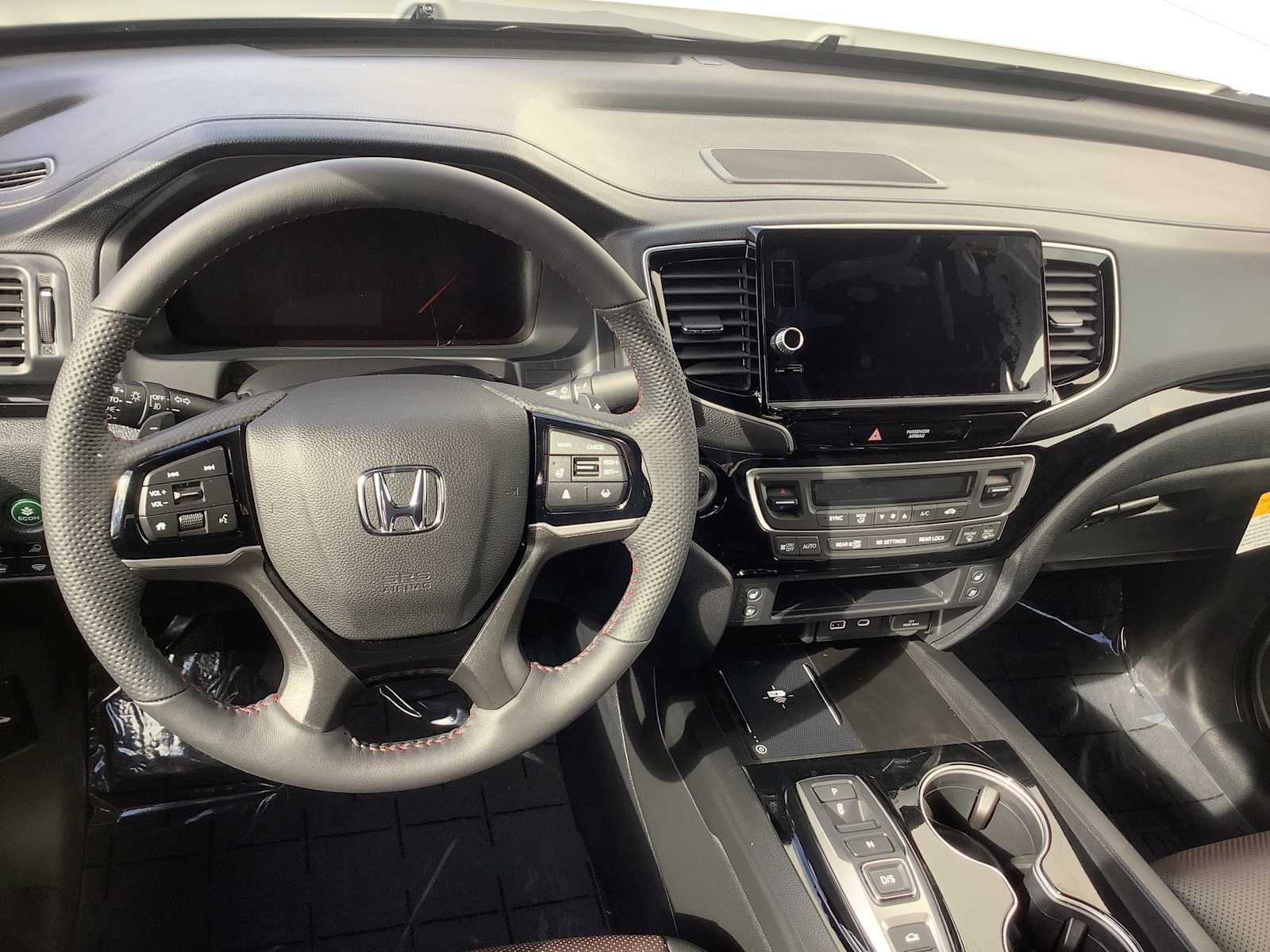 Thumbnail: 2026 Honda Ridgeline - 10