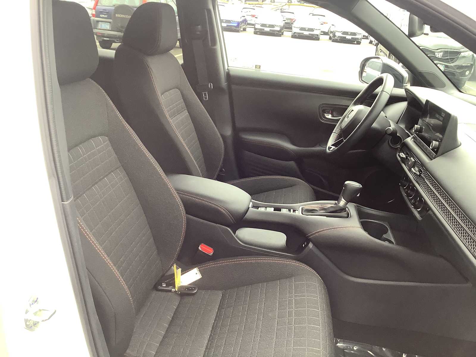 Thumbnail: 2025 Honda HR-V - 15