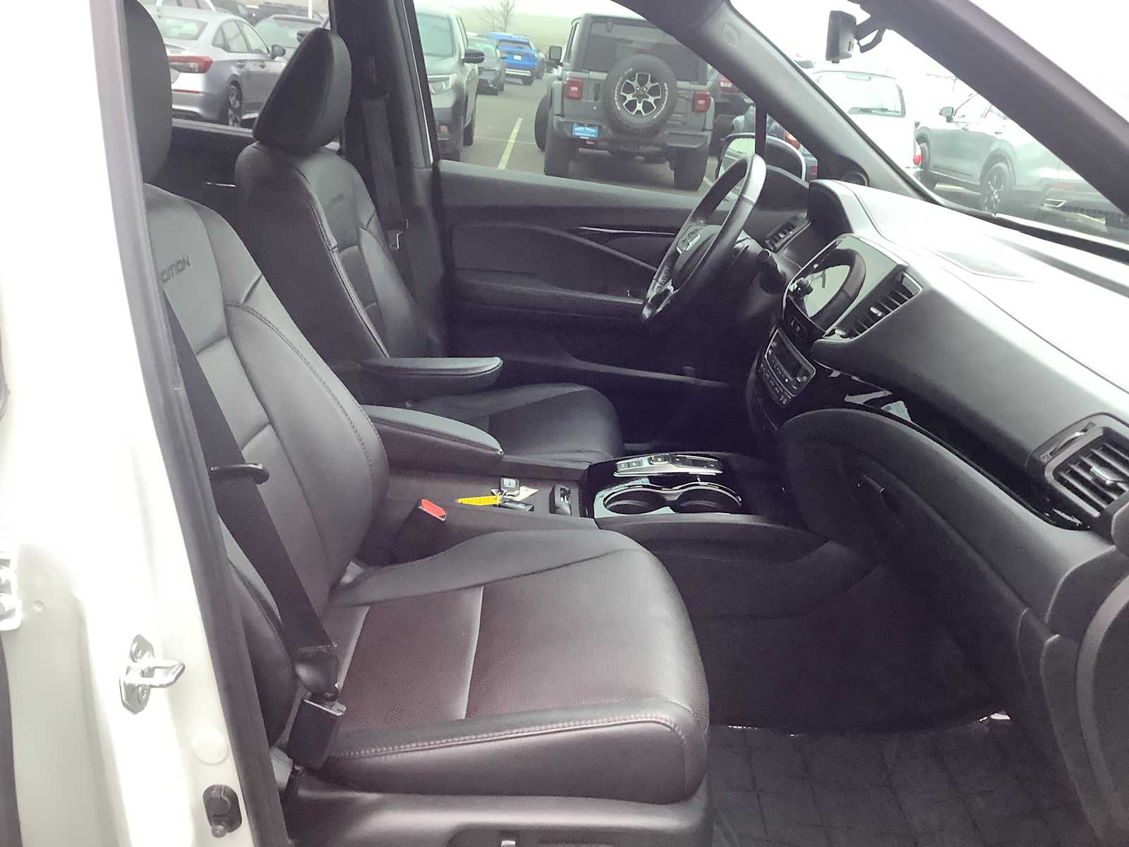 Thumbnail: 2021 Honda Pilot - 15