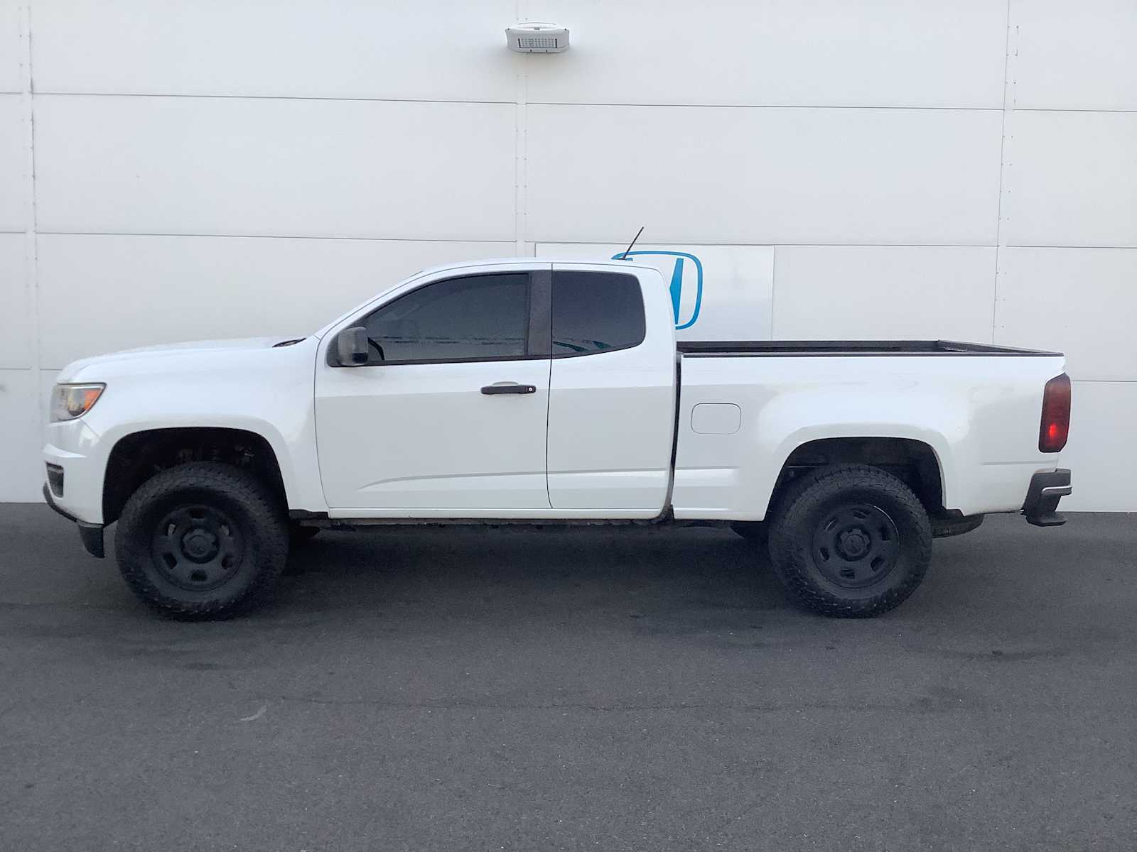 Thumbnail: 2016 Chevrolet Colorado - 2