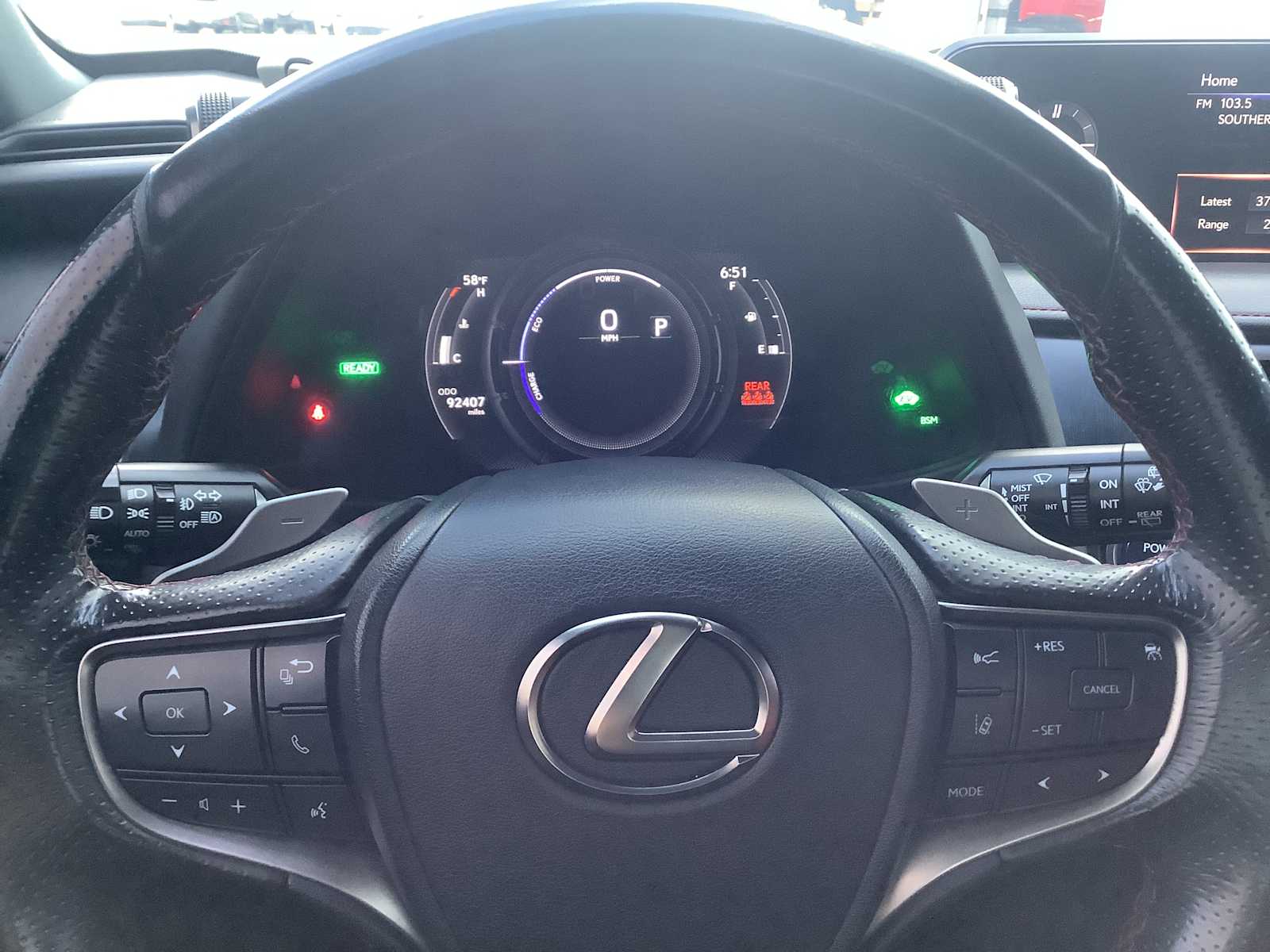 Thumbnail: 2020 Lexus UX - 16