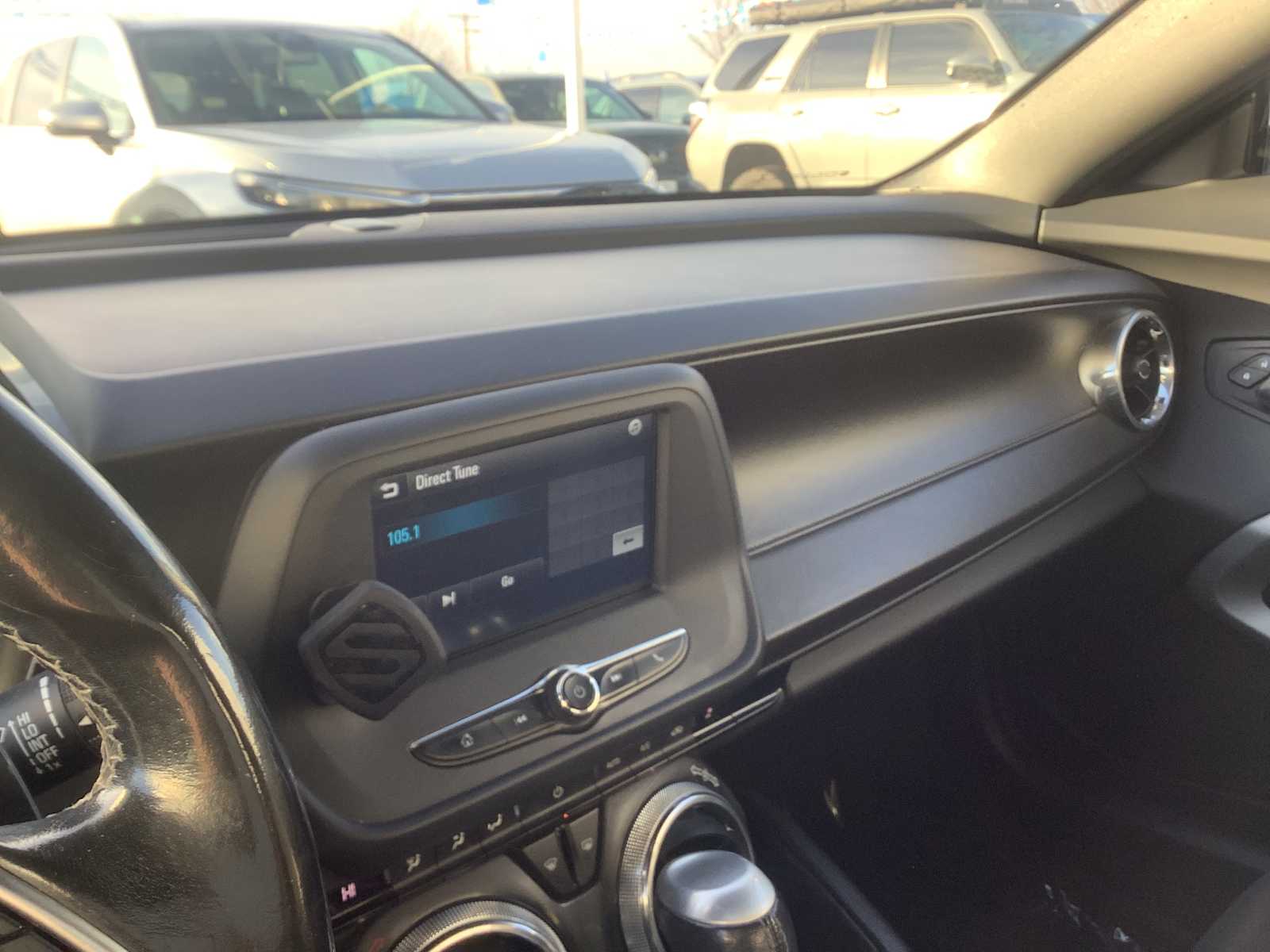 Thumbnail: 2017 Chevrolet Camaro - 17