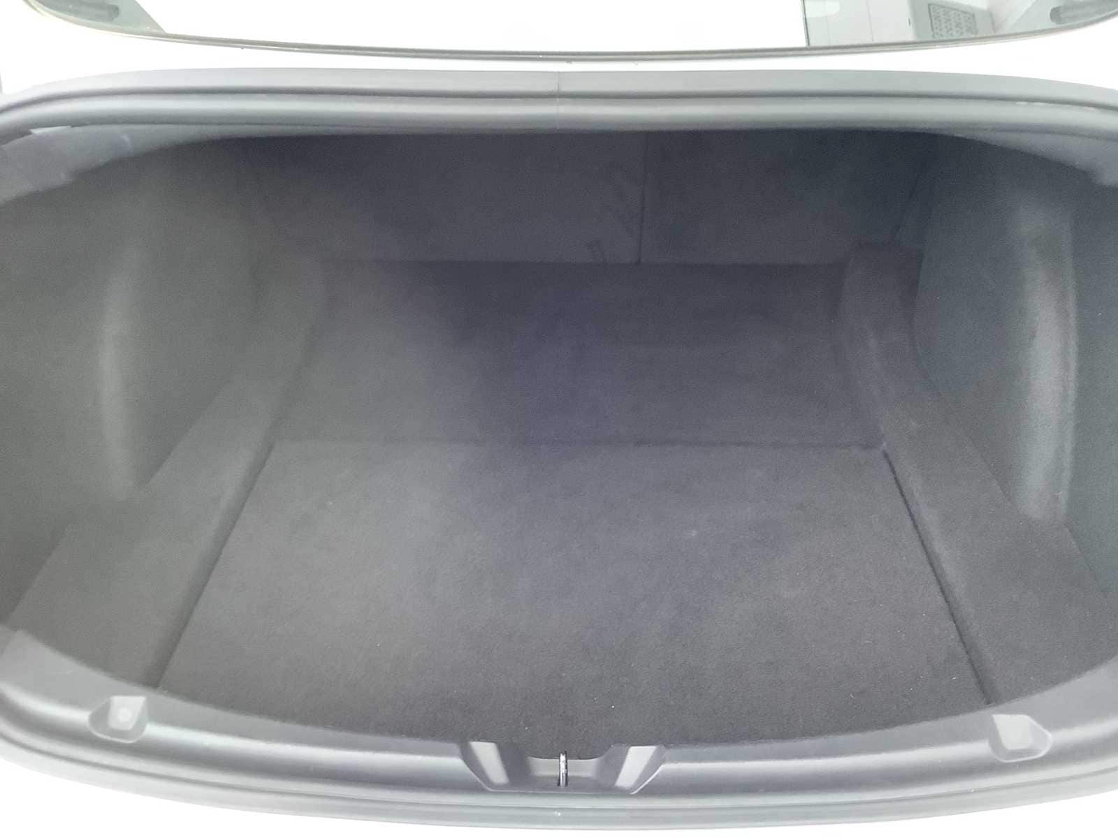 Thumbnail: 2018 Tesla Model 3 - 10