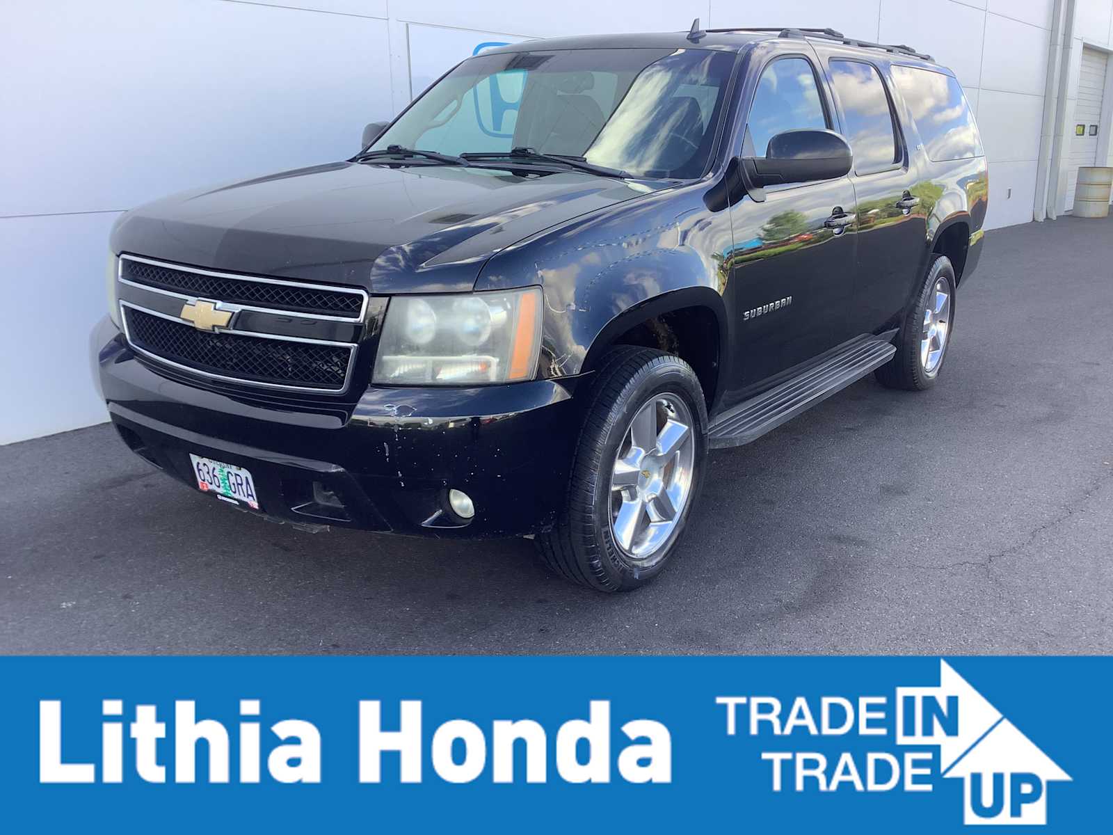 2011 Chevrolet Suburban 1500 LT -
                  Medford, OR