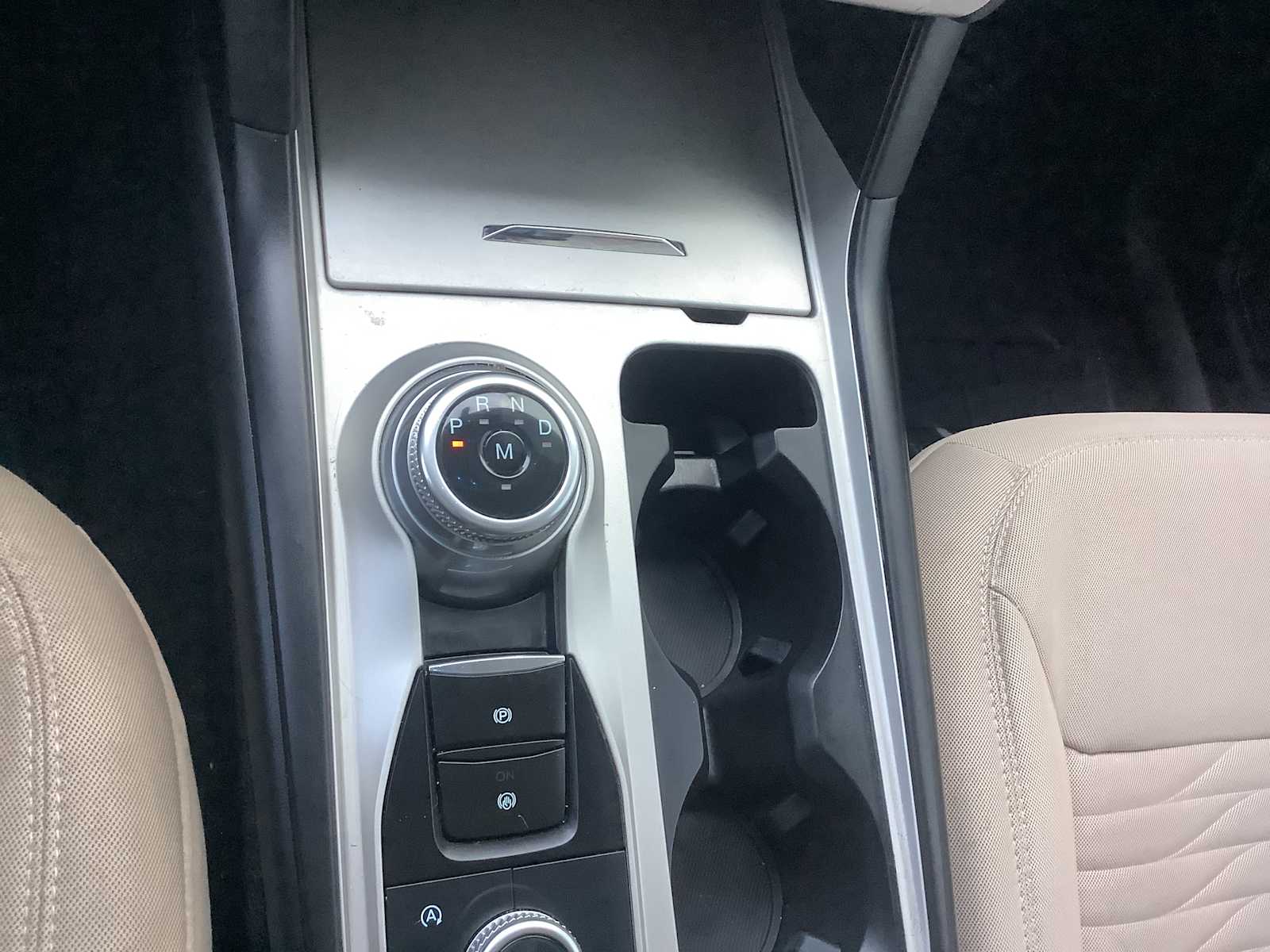 Thumbnail: 2021 Ford Explorer - 17