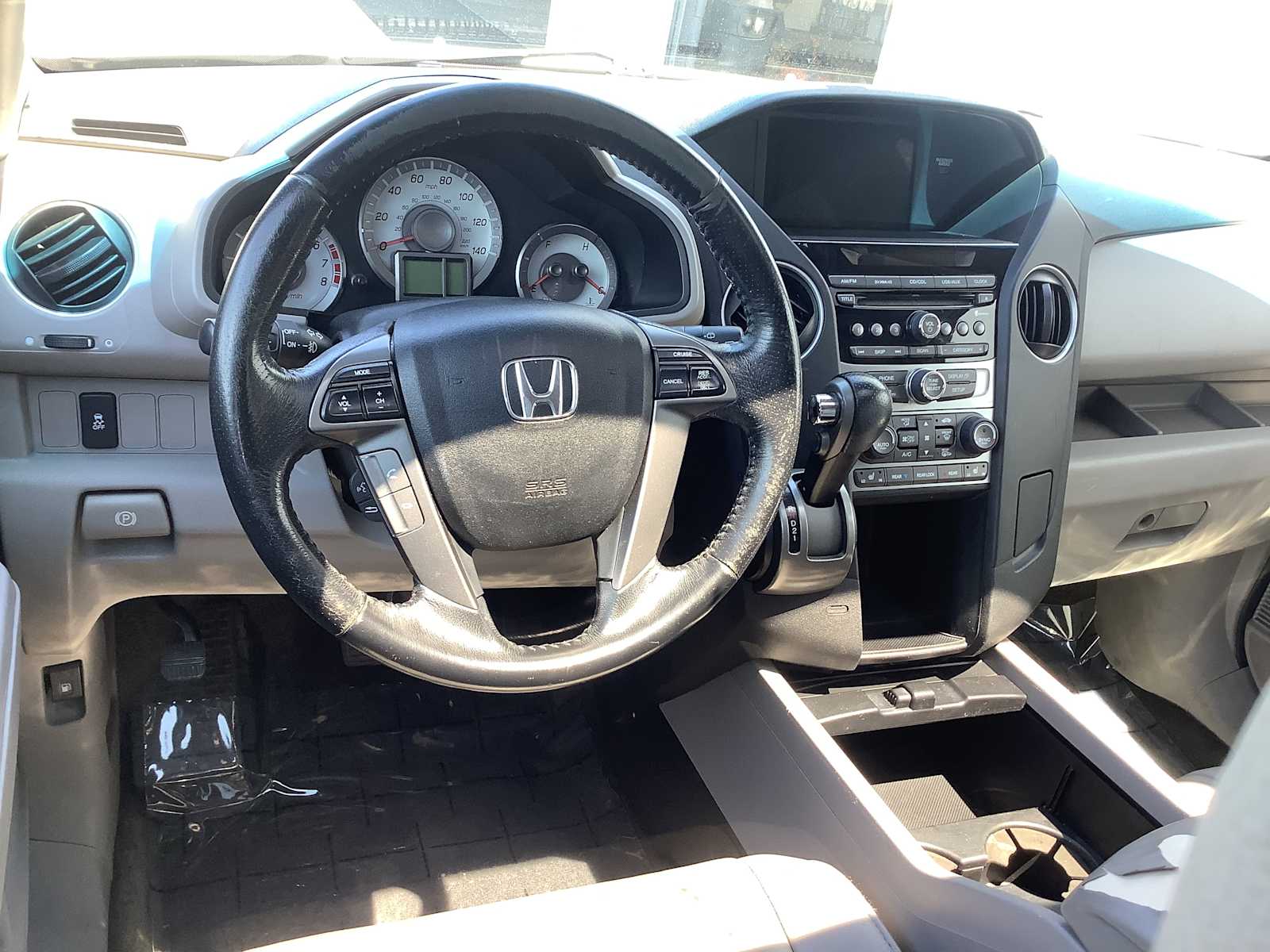 Thumbnail: 2013 Honda Pilot - 10