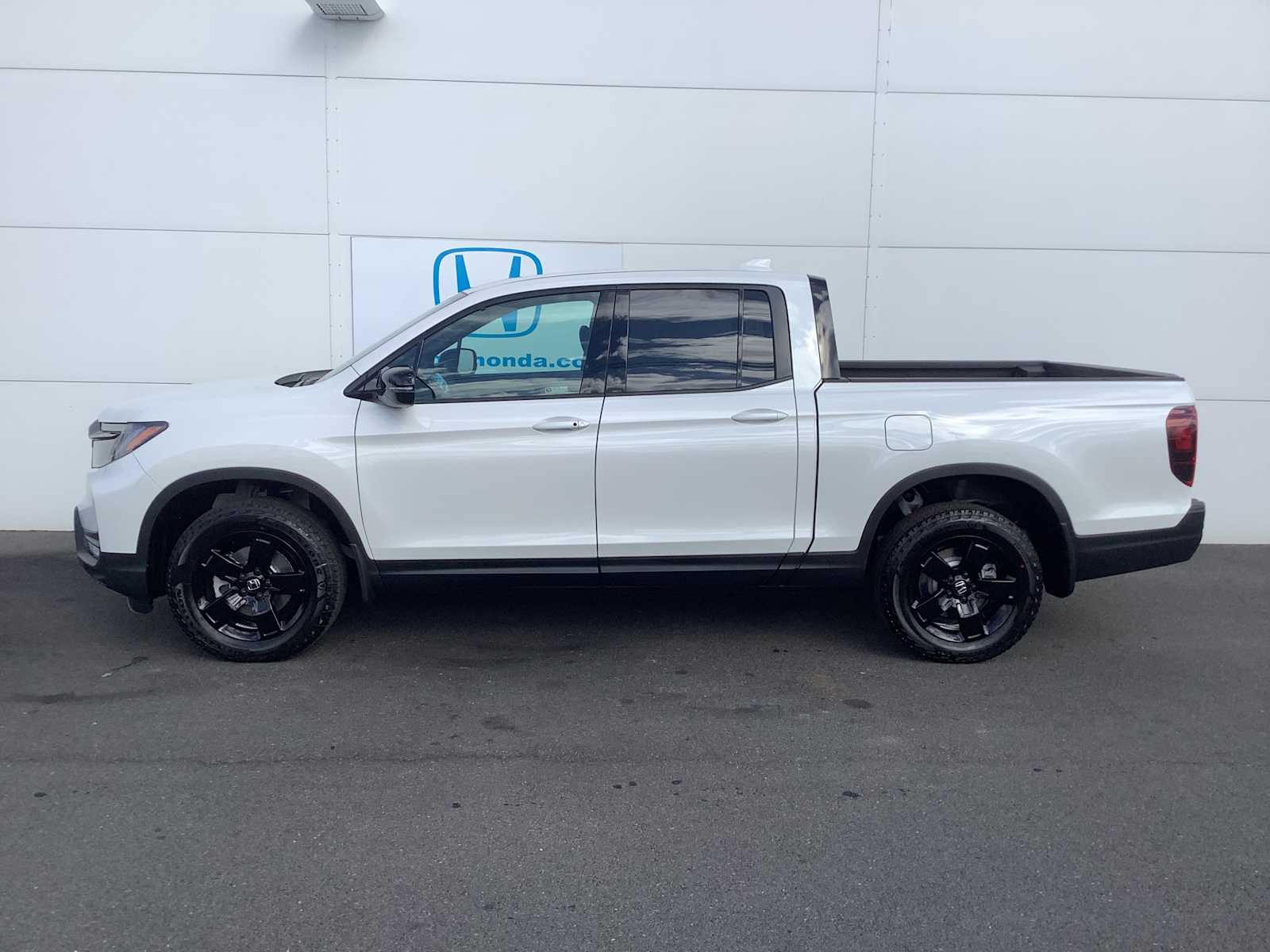 Thumbnail: 2026 Honda Ridgeline - 3
