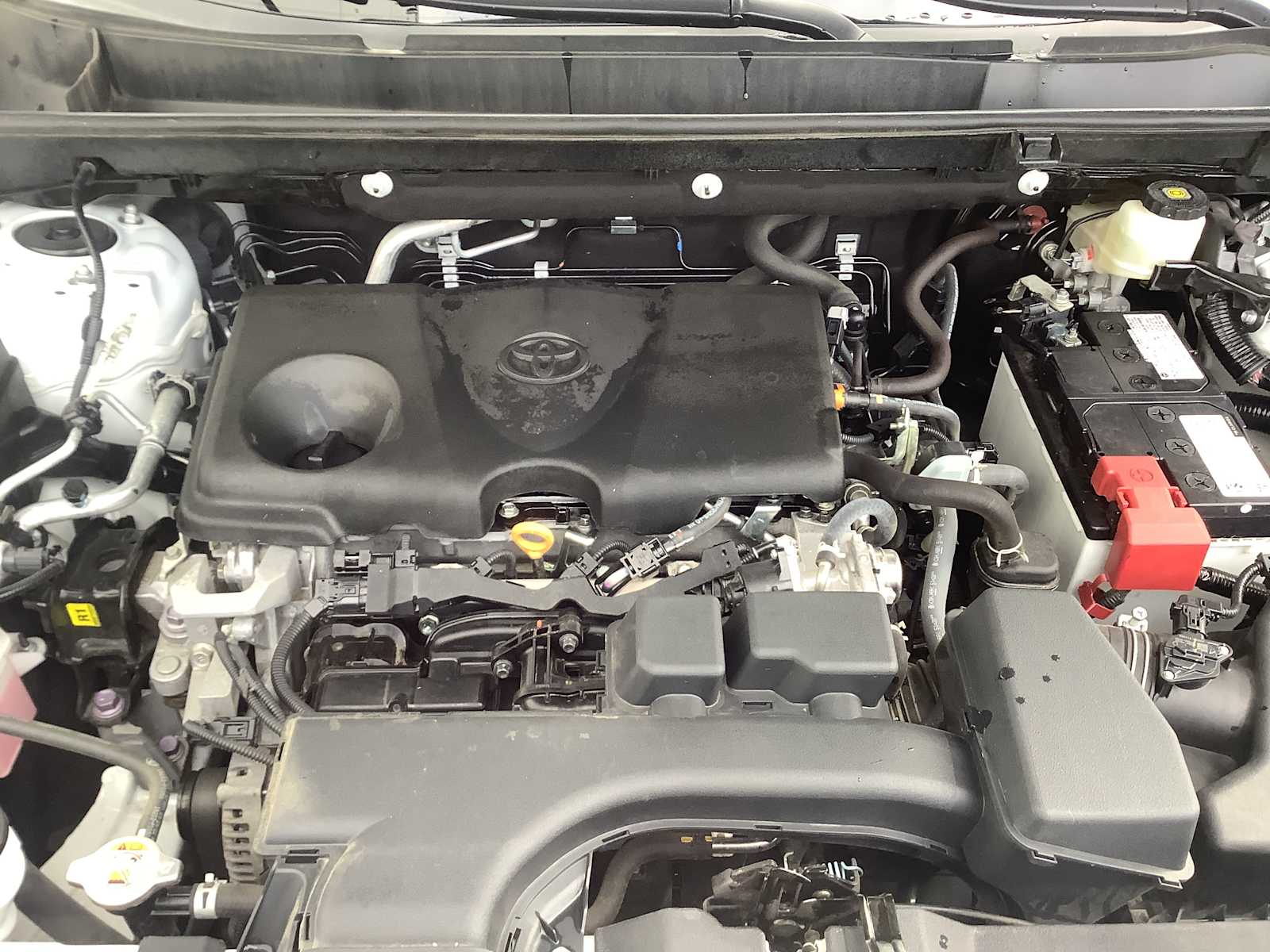 Thumbnail: 2022 Toyota RAV4 - 8