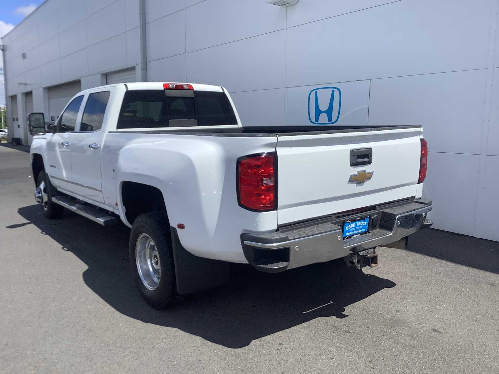 Thumbnail: 2015 Chevrolet Silverado 3500 - 4