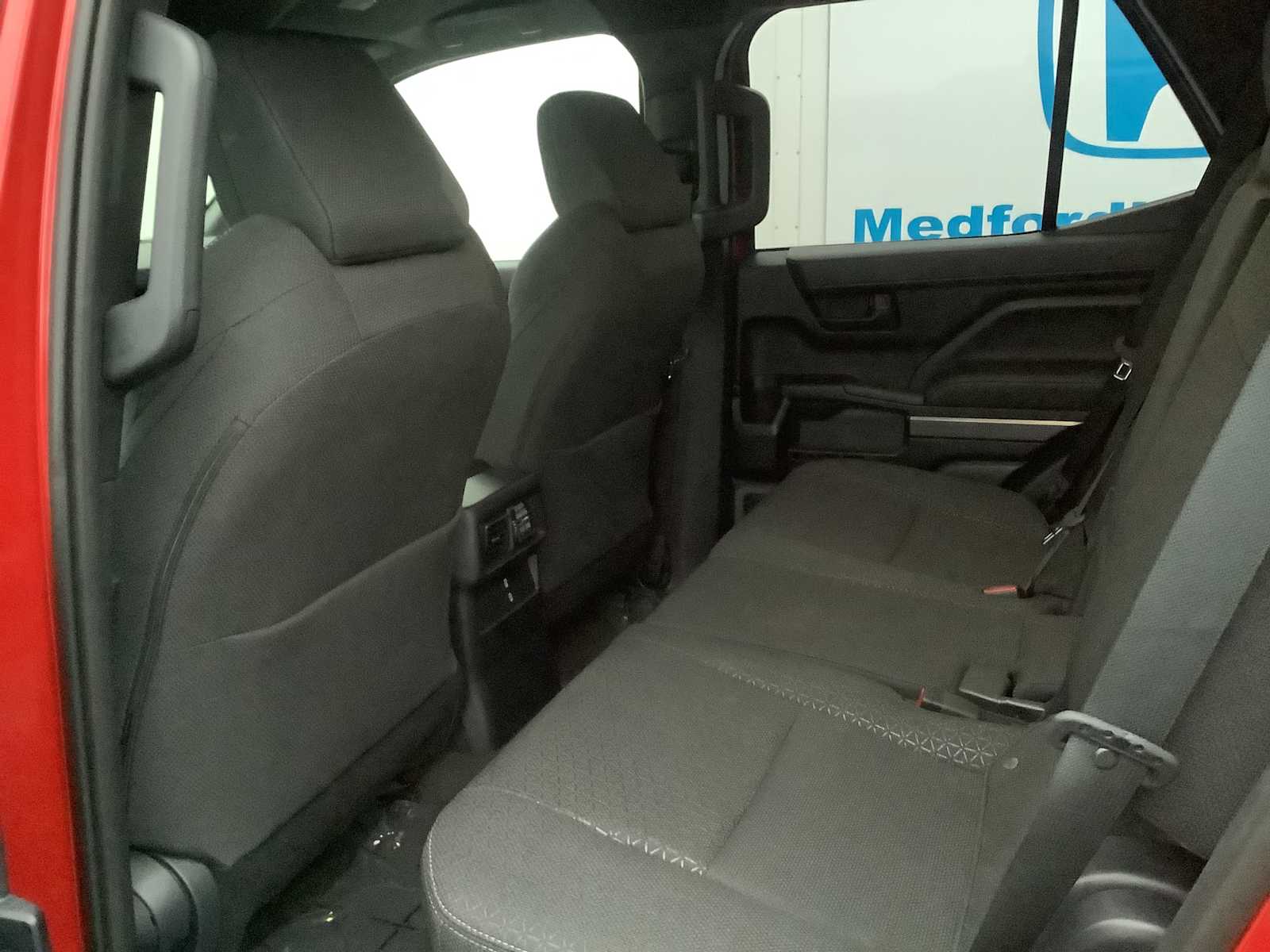 Thumbnail: 2025 Toyota 4Runner - 12