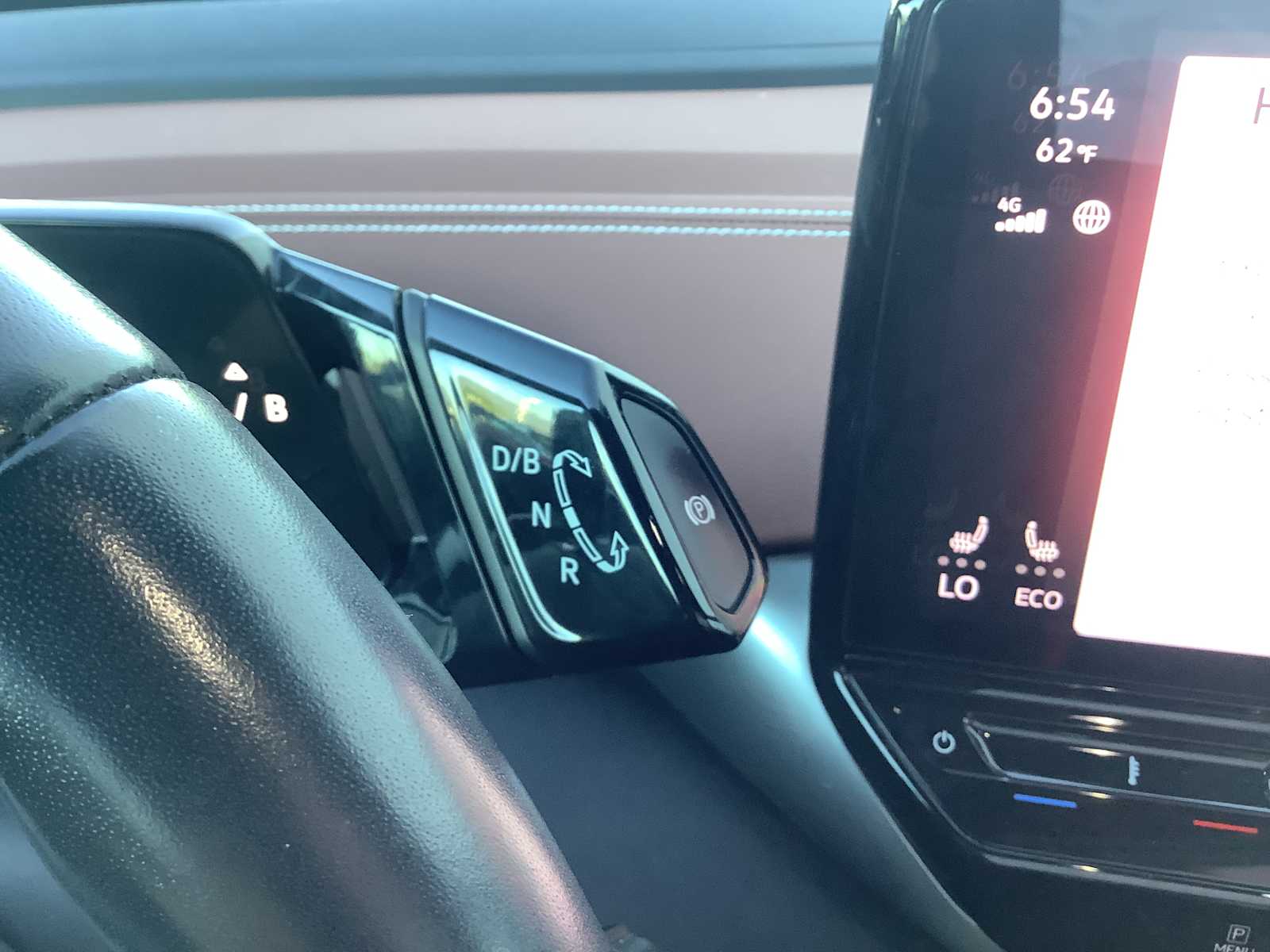 Thumbnail: 2021 Volkswagen ID.4 - 18