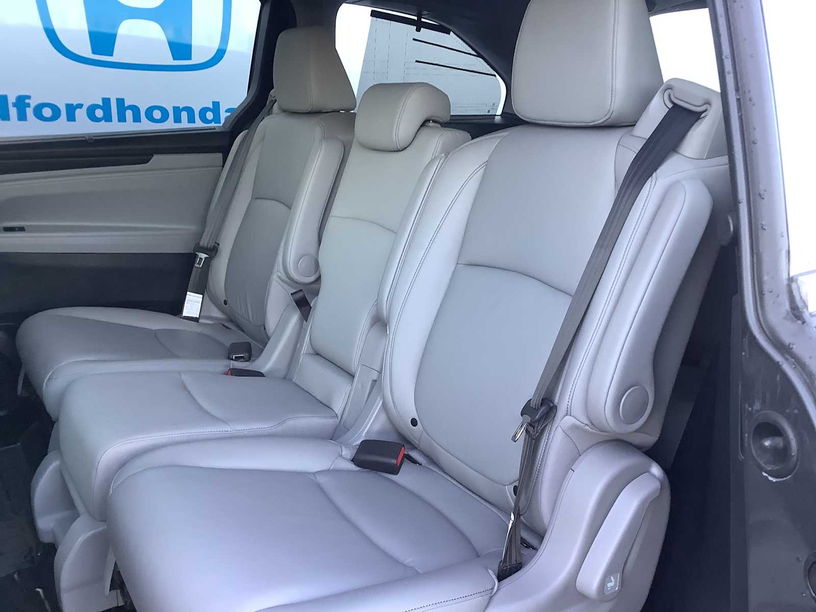 2023 Honda Odyssey Touring - Photo 13