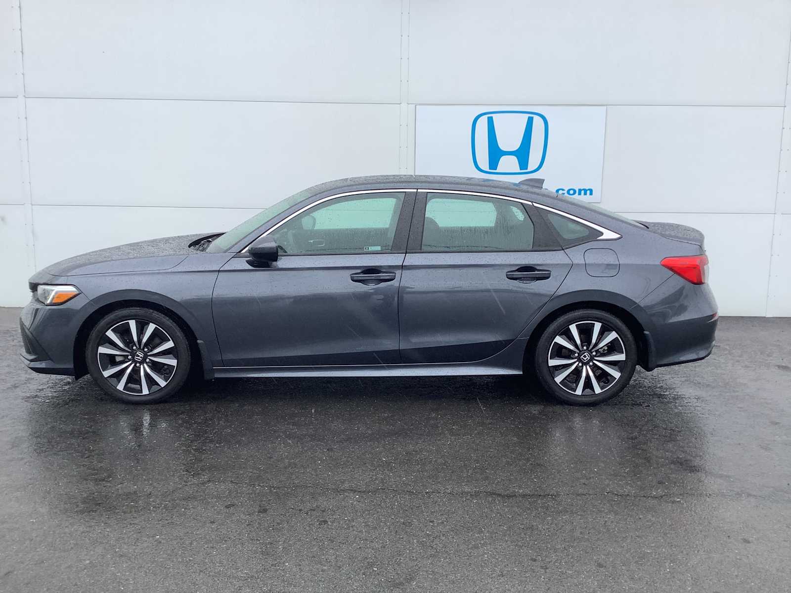 Thumbnail: 2023 Honda Civic - 2