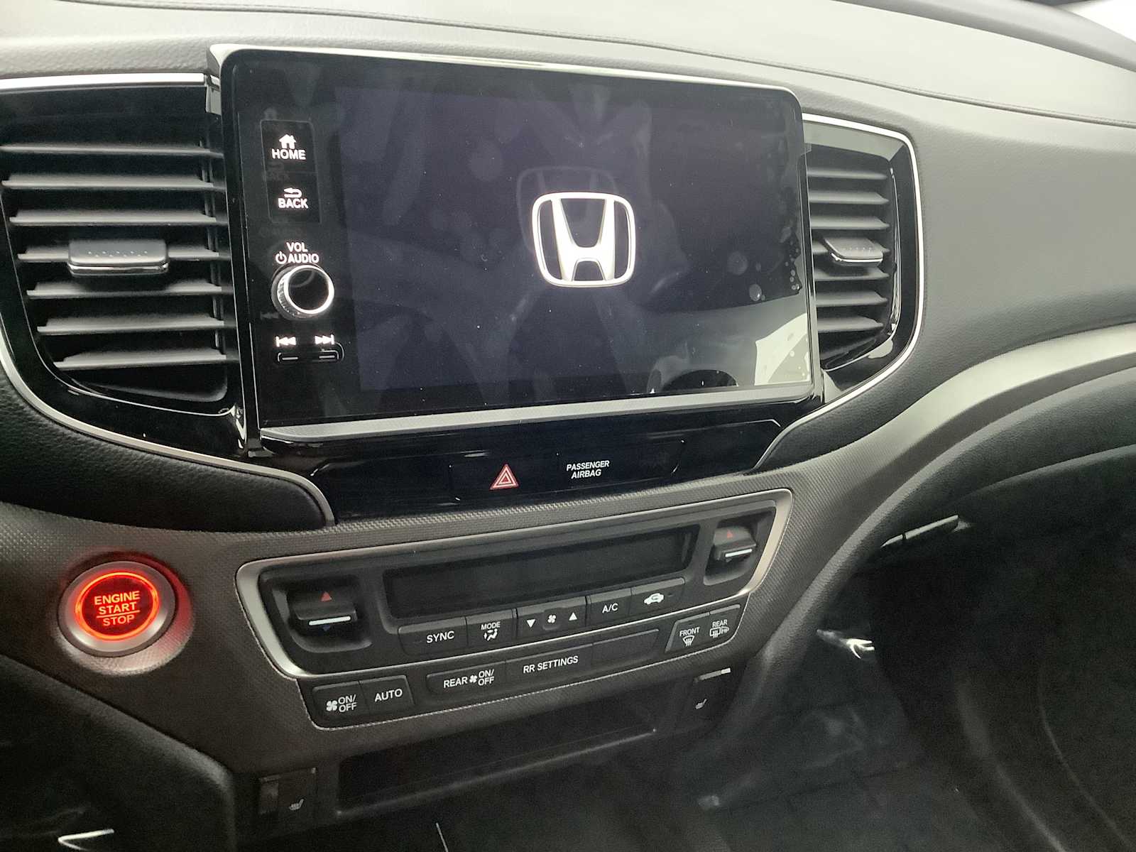 Thumbnail: 2026 Honda Ridgeline - 16