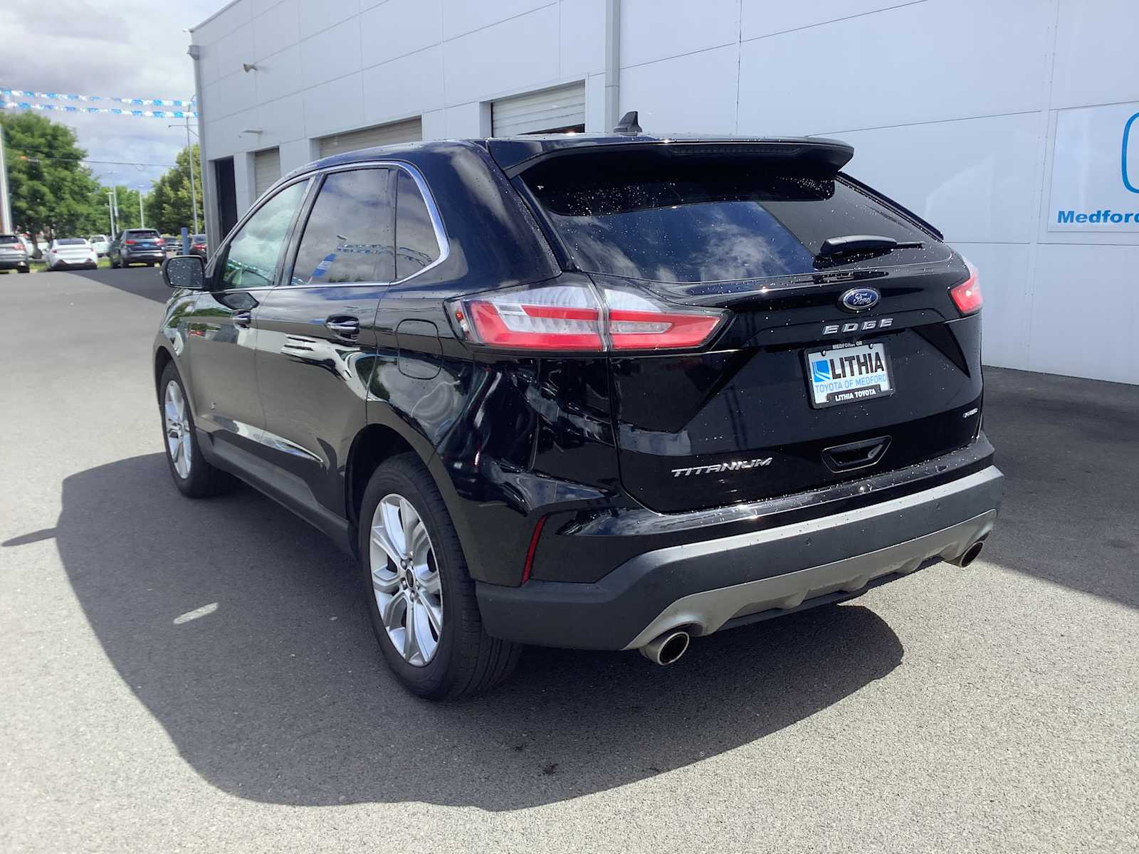 Thumbnail: 2023 Ford Edge - 3
