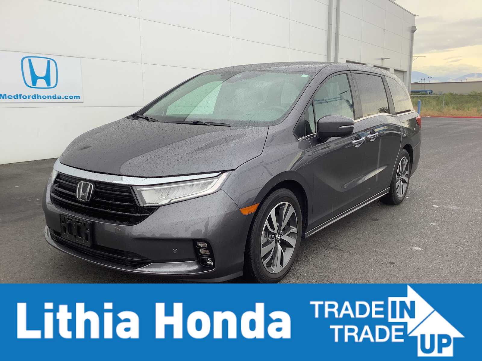 2023 Honda Odyssey Touring's photo