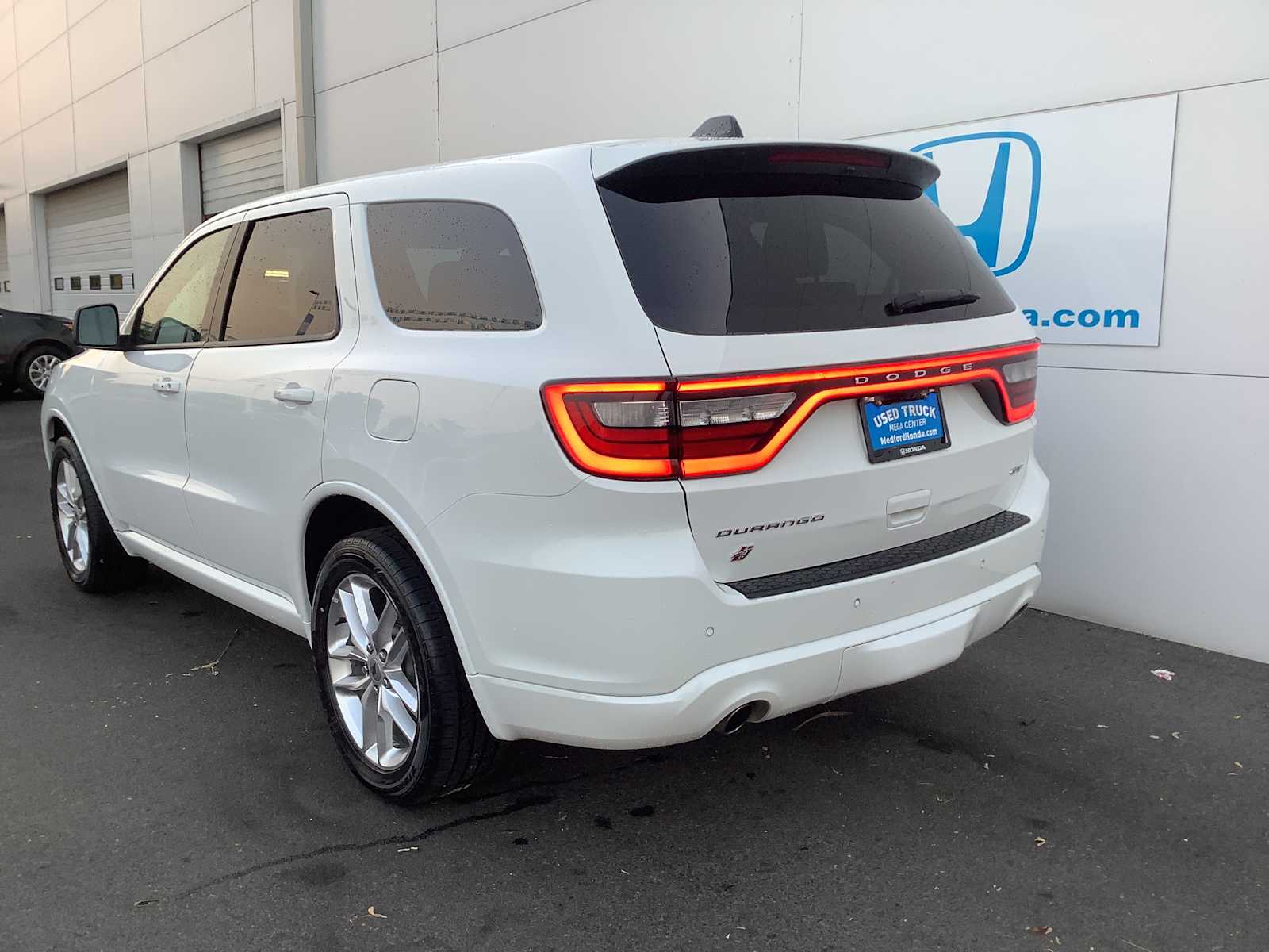 2023 Dodge Durango GT photo 3