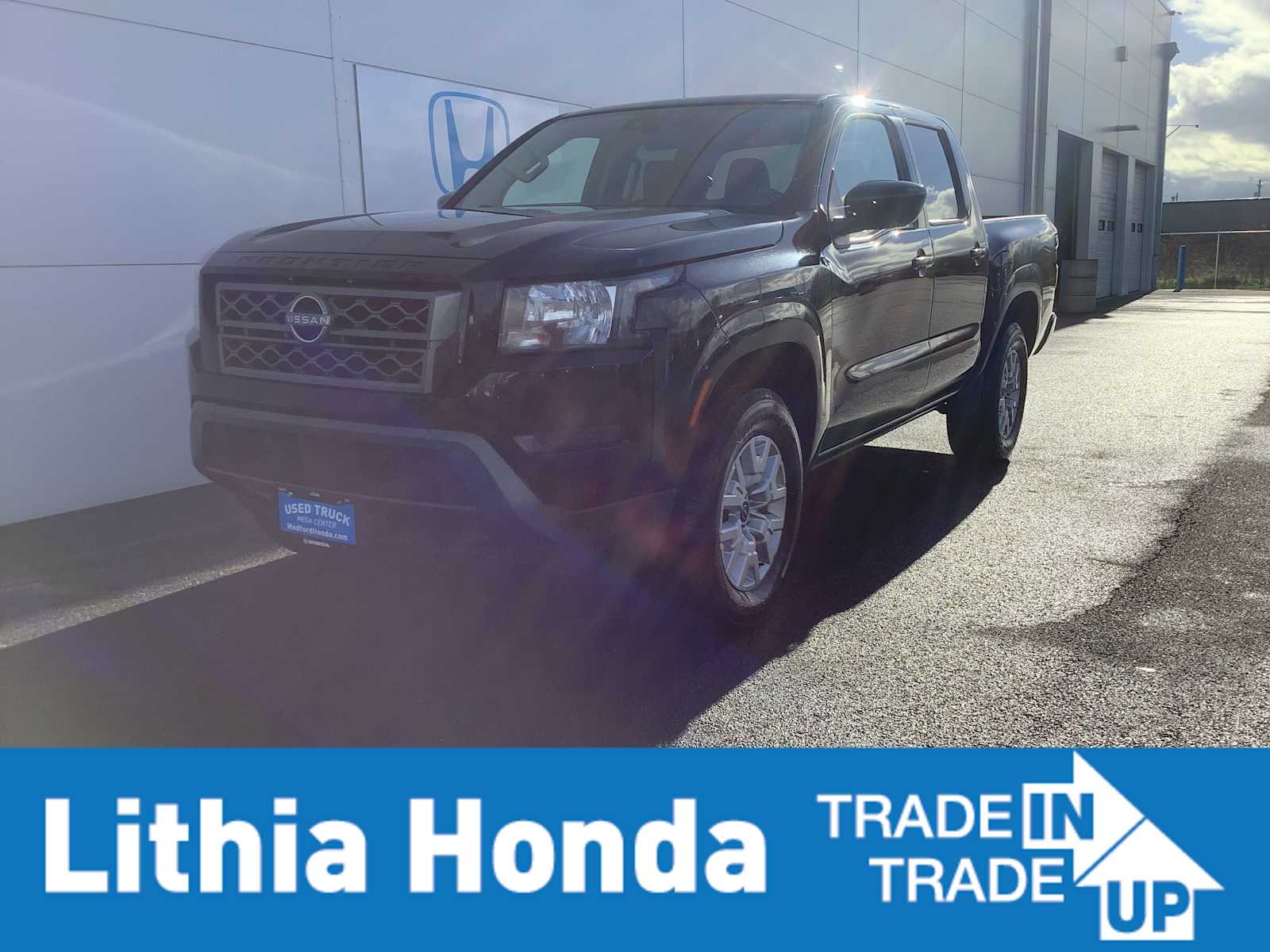 Thumbnail: 2023 Nissan Frontier - 1